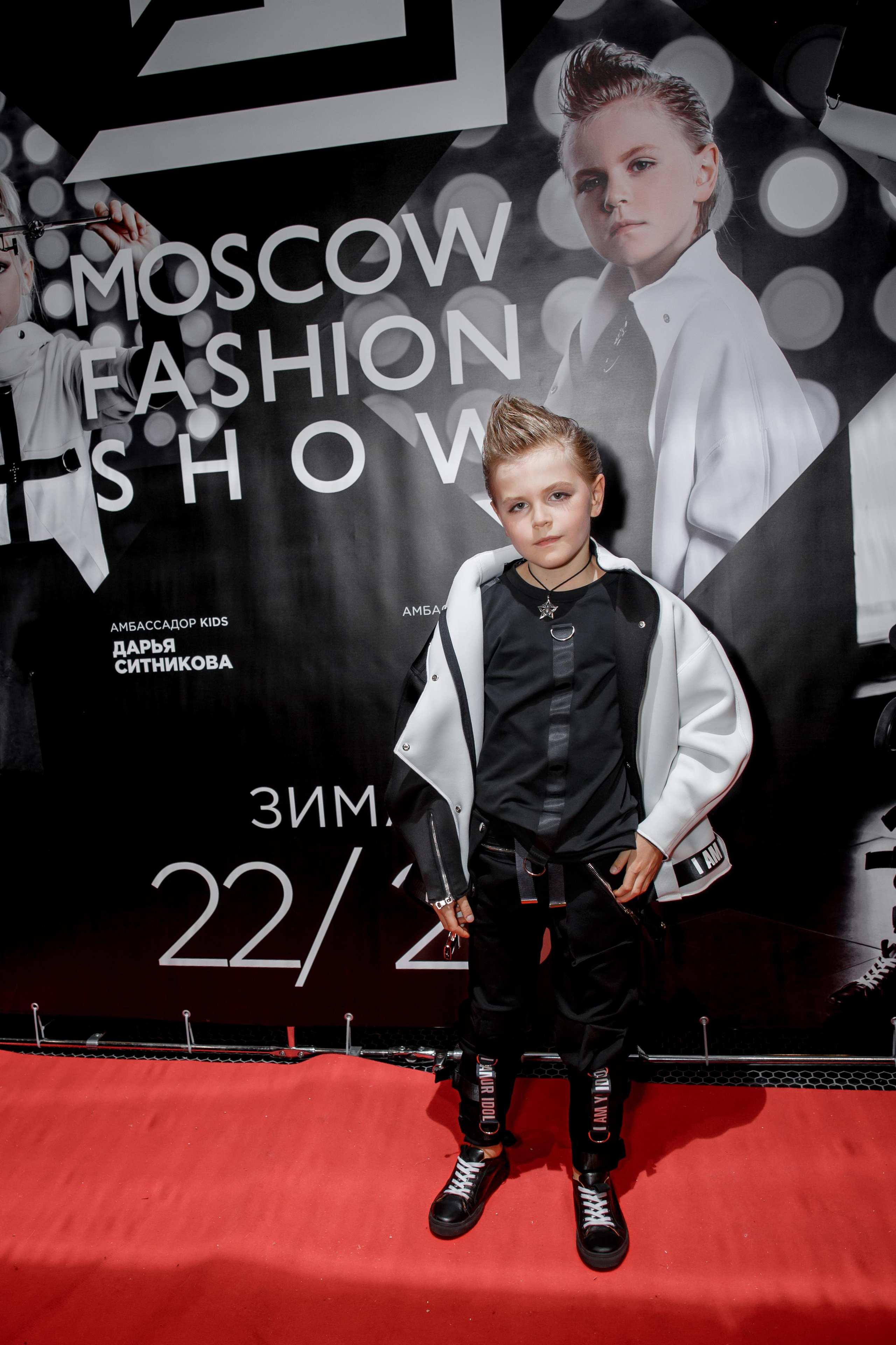 Moscow Fashion Show Зима 22/23. Свадебный и Индивидуальный фотограф в Москве Акоп Арсенян