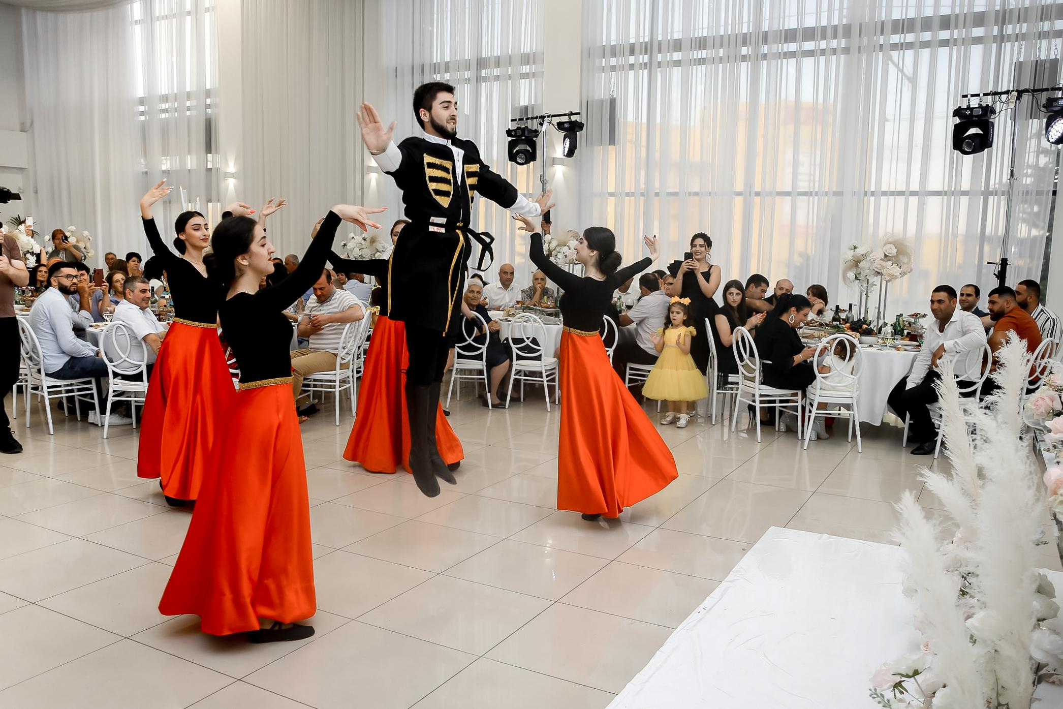 ПЕРВЫЙ ТАНЕЦ. Свадебный и Индивидуальный фотограф в Москве Акоп Арсенян
