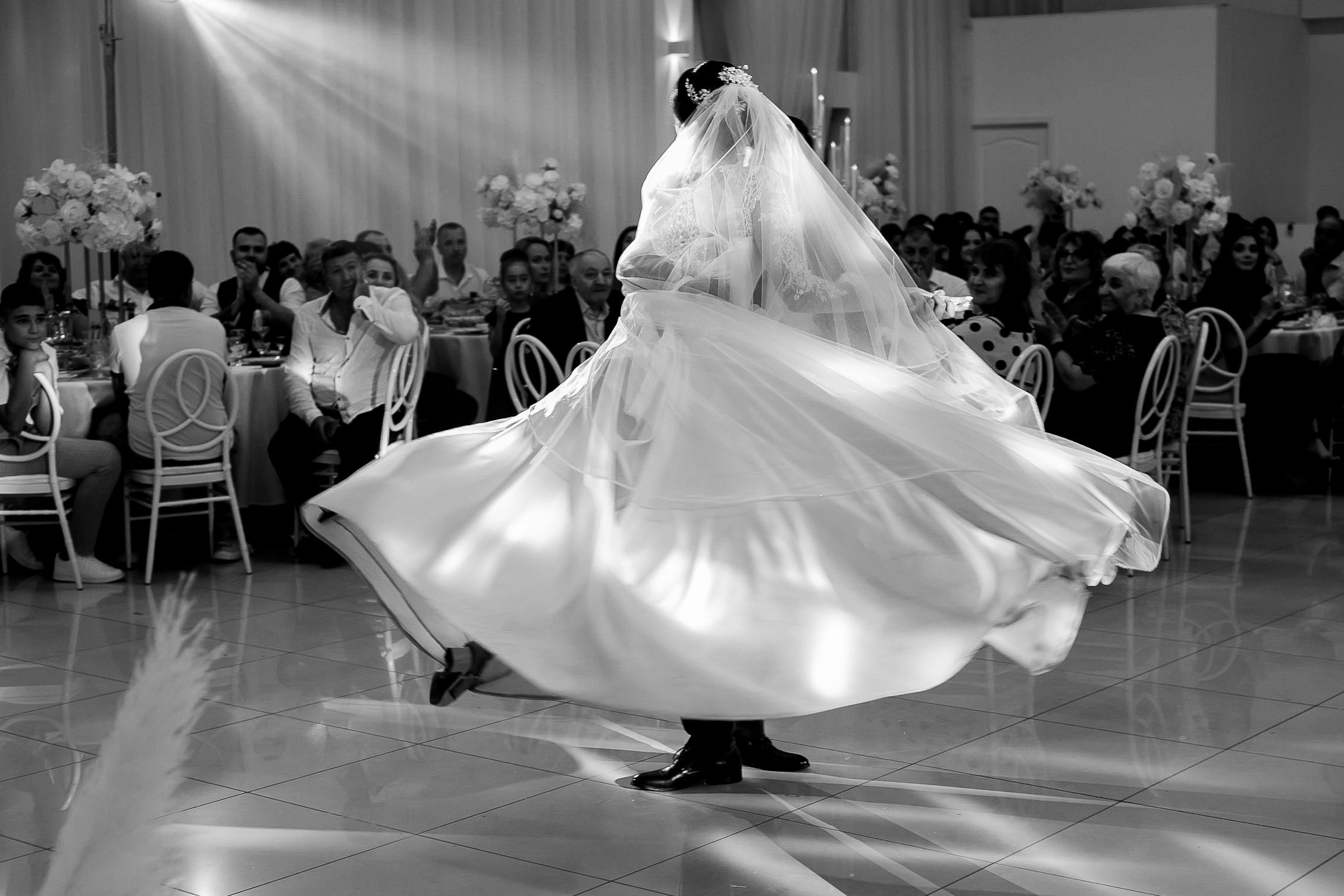 ПЕРВЫЙ ТАНЕЦ. Свадебный и Индивидуальный фотограф в Москве Акоп Арсенян