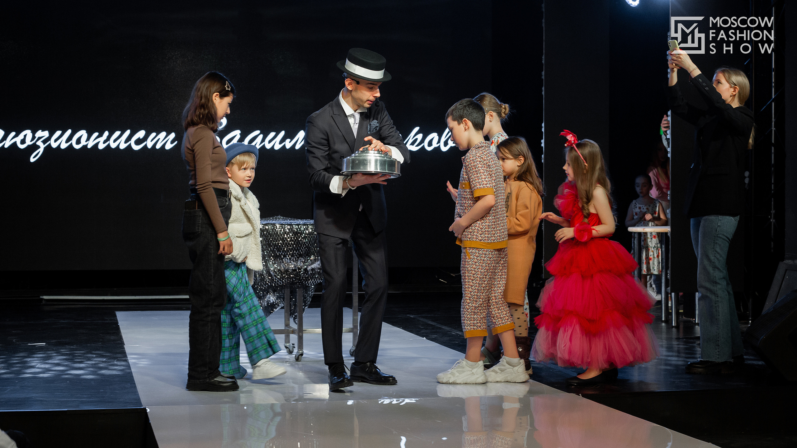 Moscow Fashion Show Весна 2023. Свадебный и Индивидуальный фотограф в Москве Акоп Арсенян