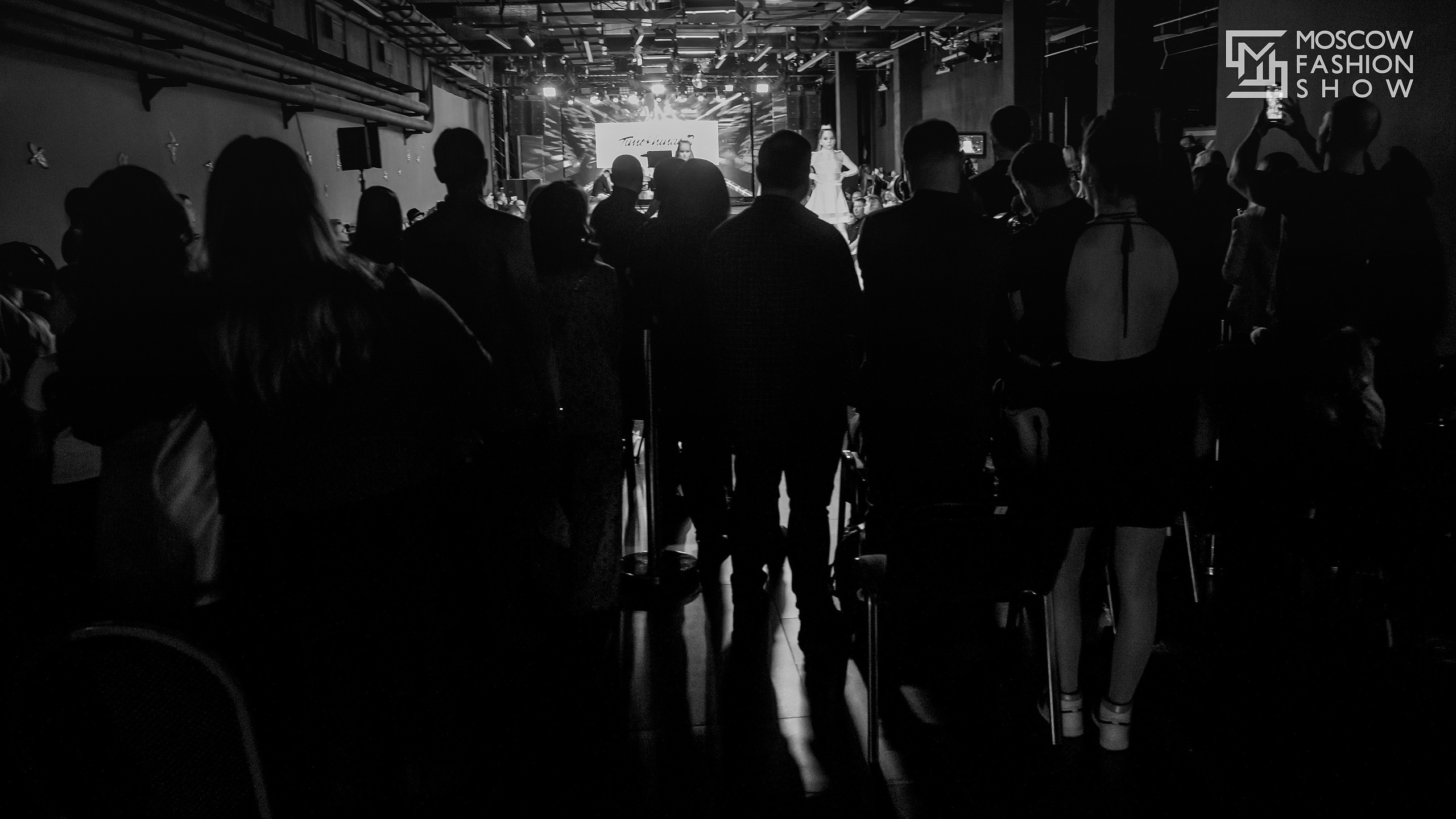Moscow Fashion Show Весна 2023. Свадебный и Индивидуальный фотограф в Москве Акоп Арсенян