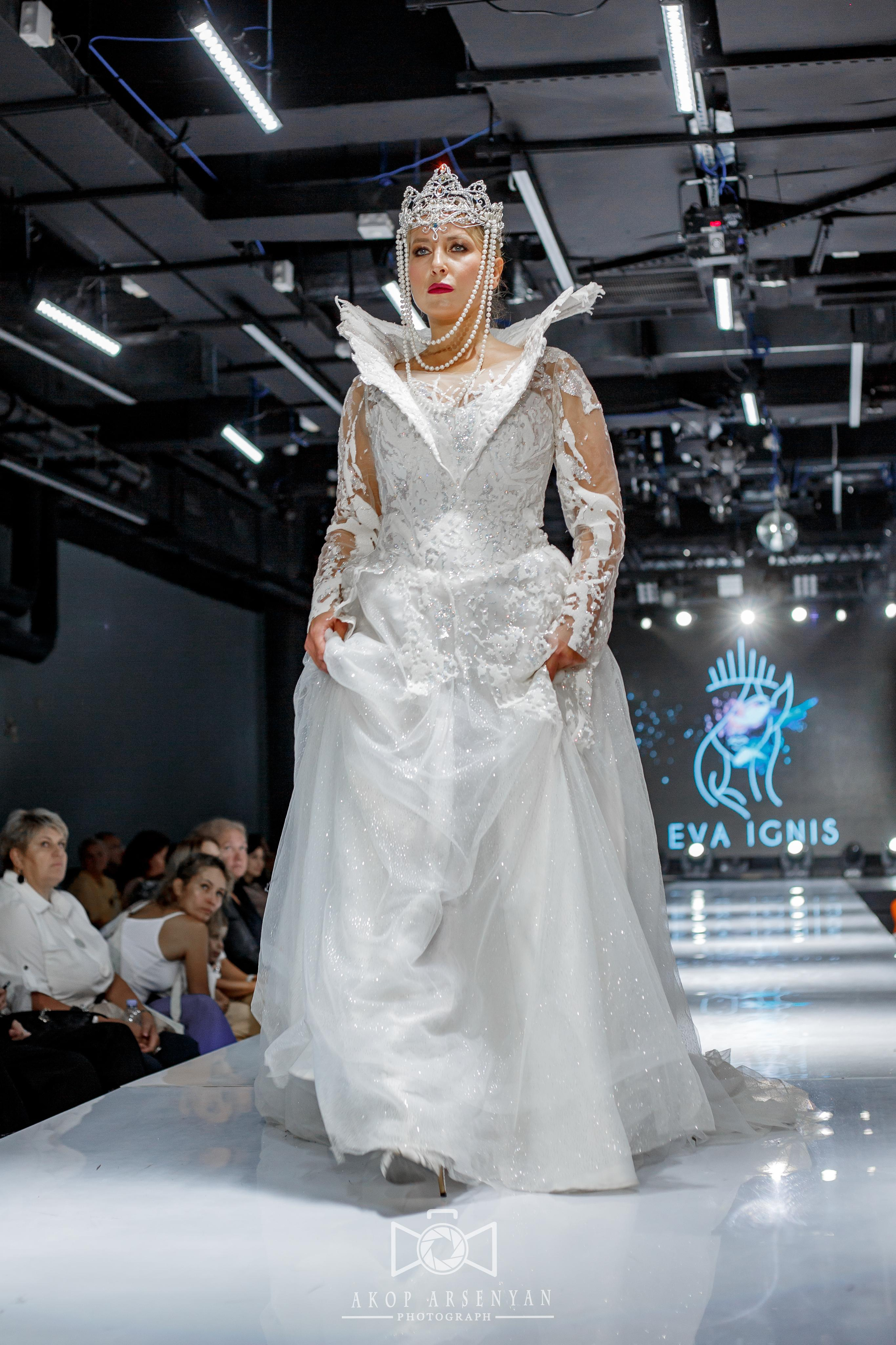 Moscow Fashion Show Осень 2022. Свадебный и Индивидуальный фотограф в Москве Акоп Арсенян