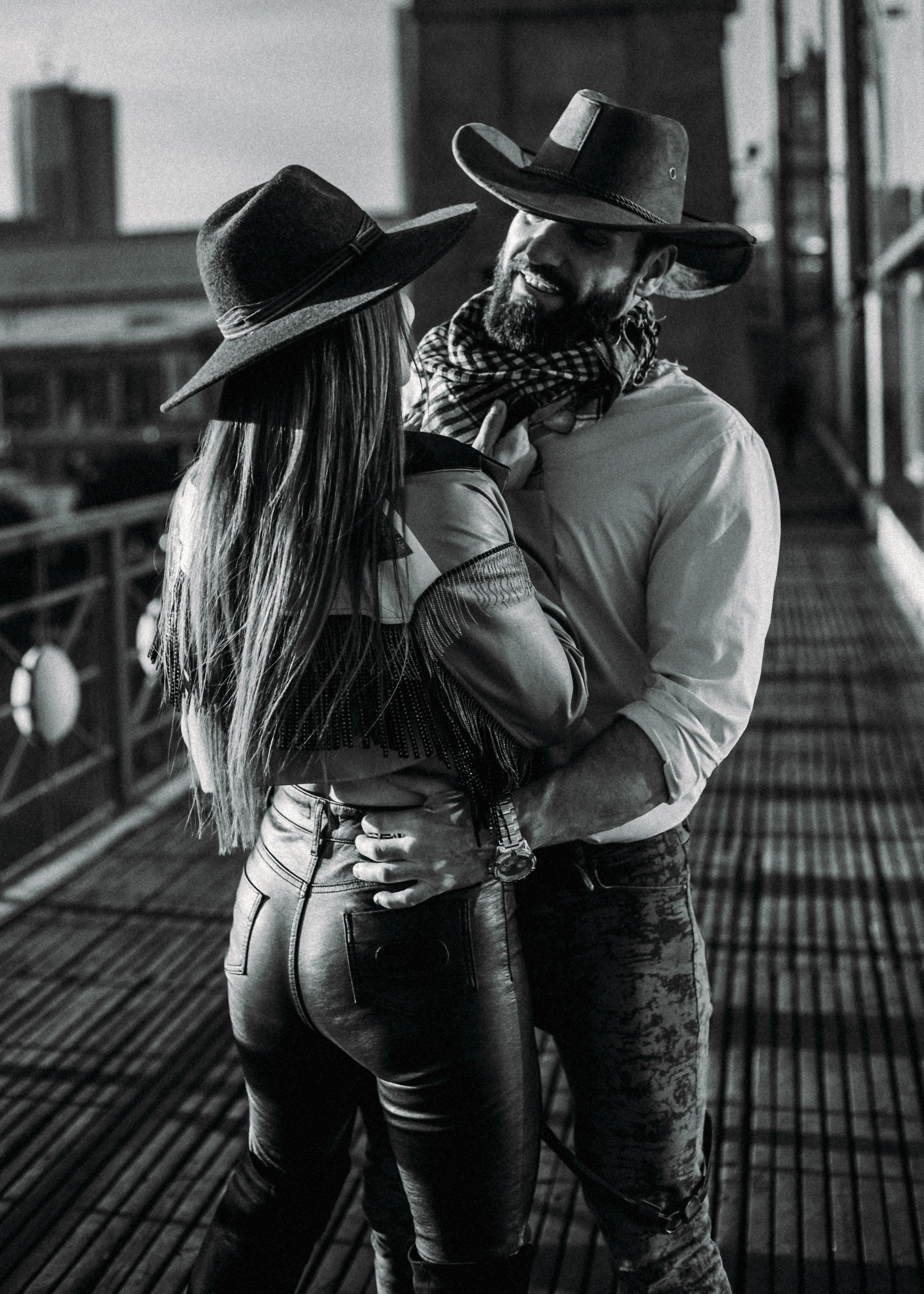 ԿՈՎԲՈՅՆԵՐ. Գլխավոր