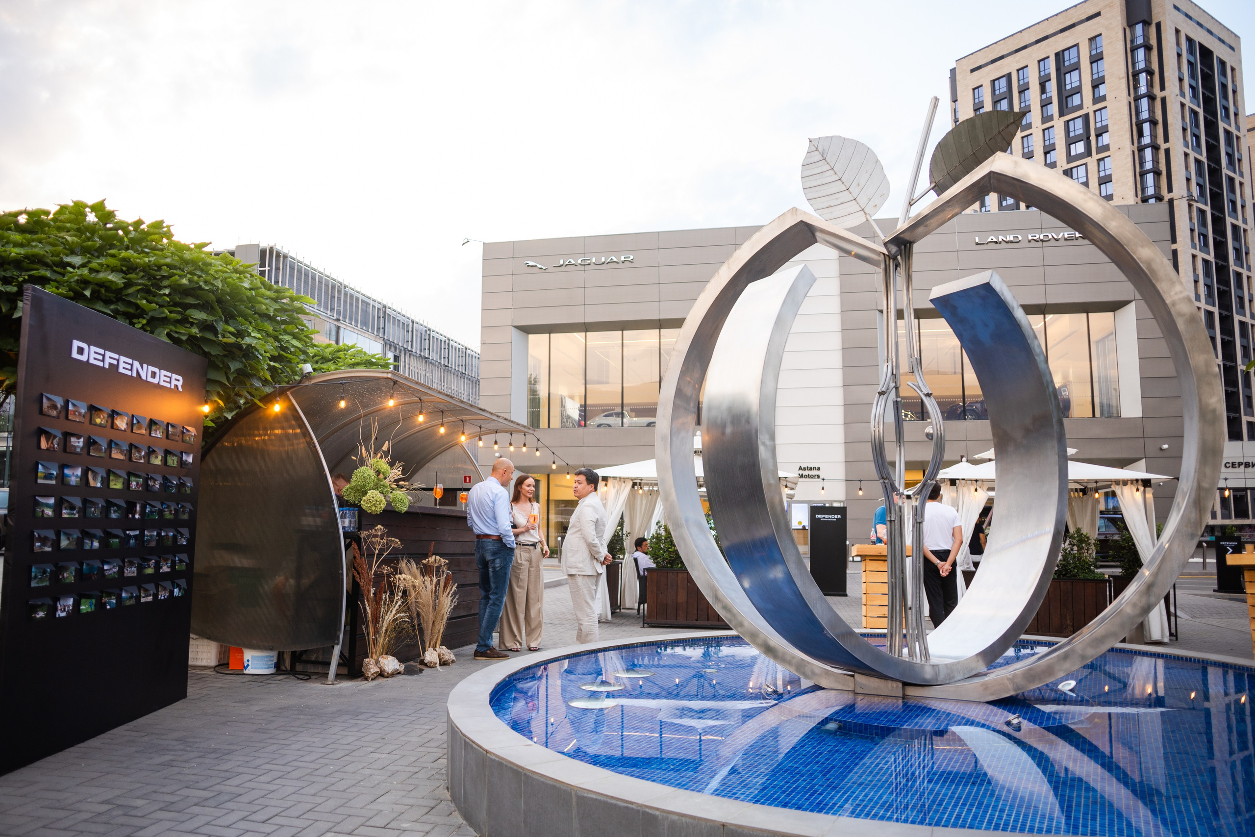 Репортражная съемка для автоцентра Land Rover Алматы. Коммерческий и репортажный фотограф в Алматы — Jora Abramov