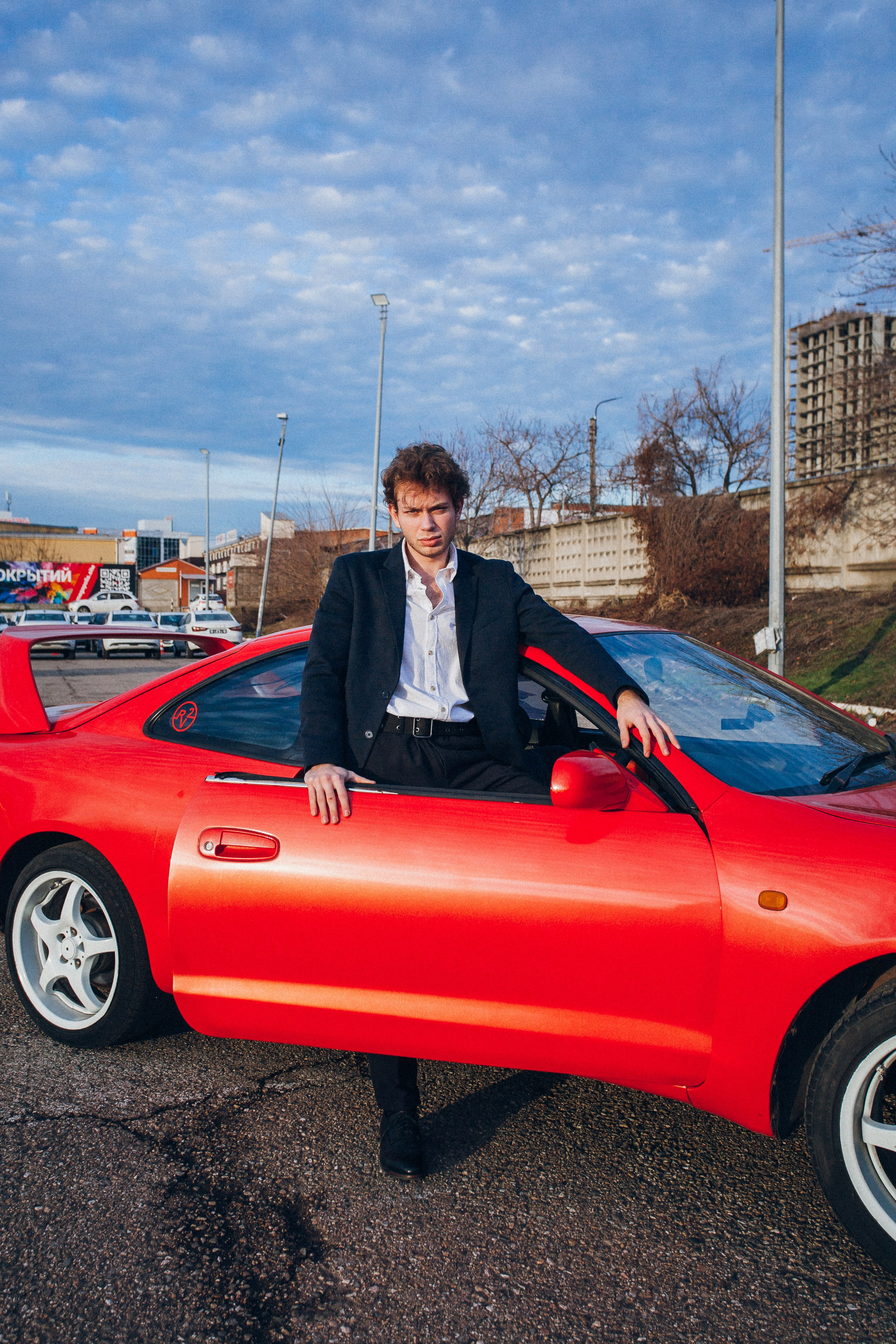 Имиджевая съемка с машиной. Фотограф Денис Денисов