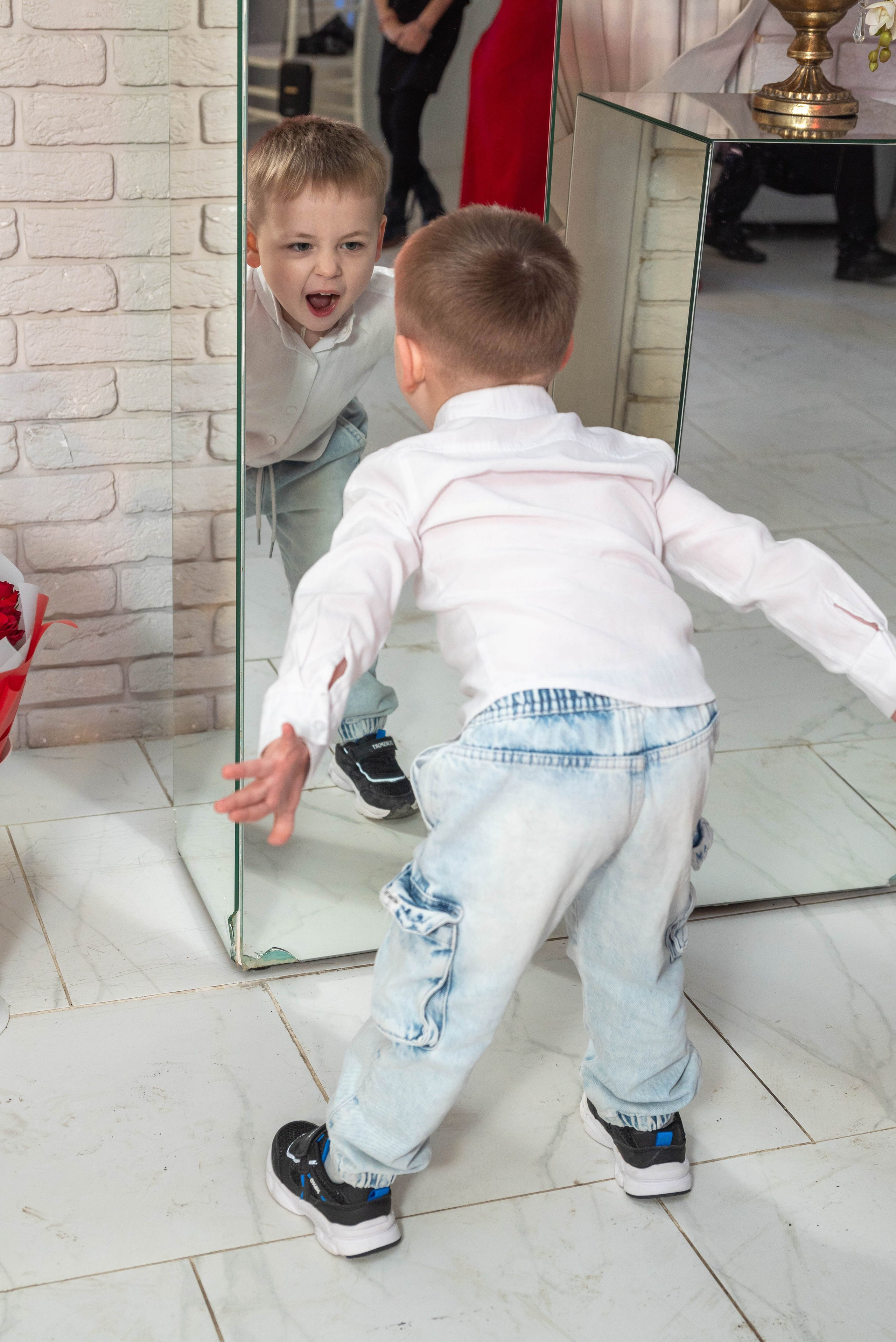 14.02.2025 Ирина. Меня зовут Михайлов Сергей, занимаюсь фото и видео г. Чебоксарах