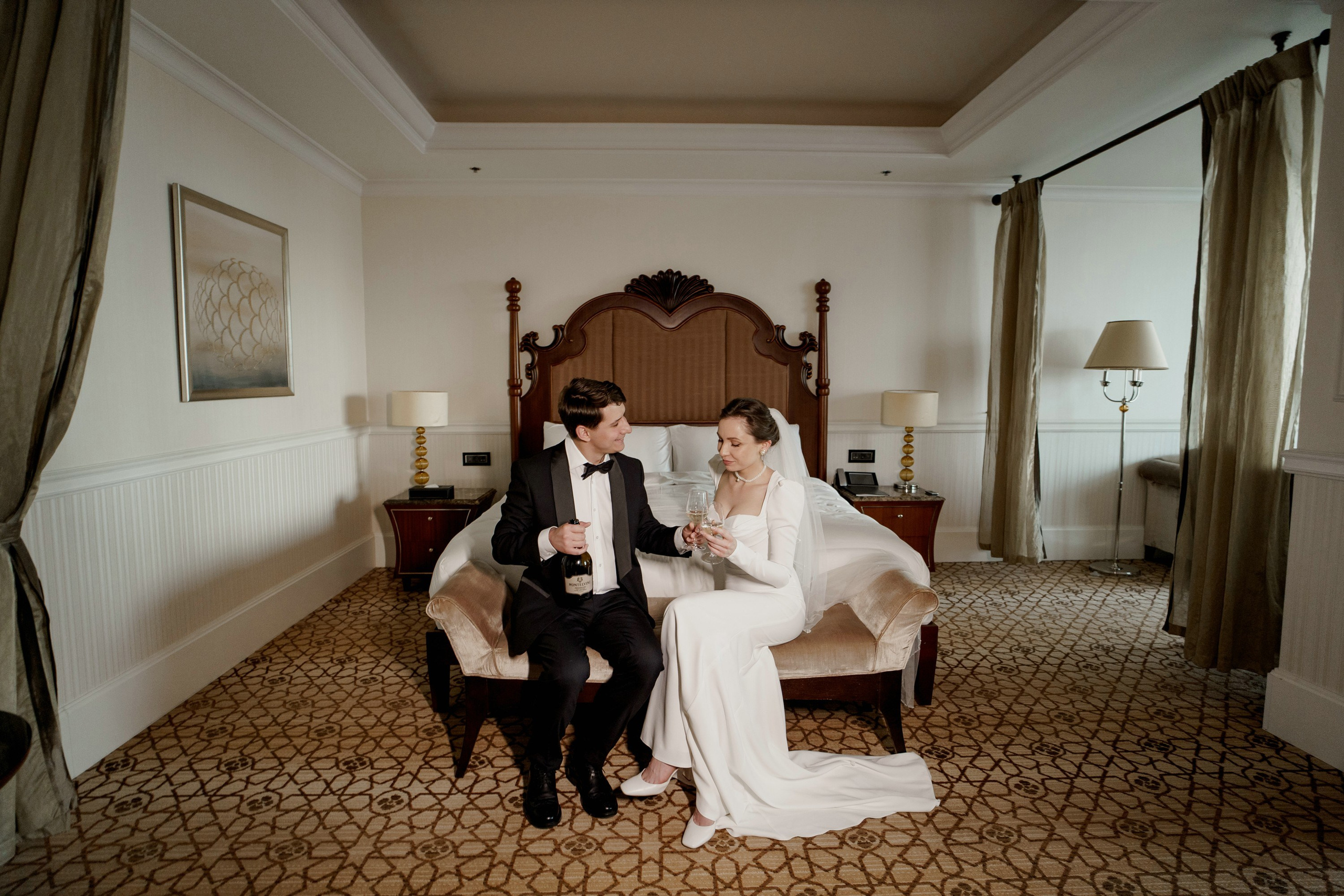 Фотосессия свадьбы в Lotte Plaza. Свадебный и семейный фотограф в Москве Светлана Зоткина