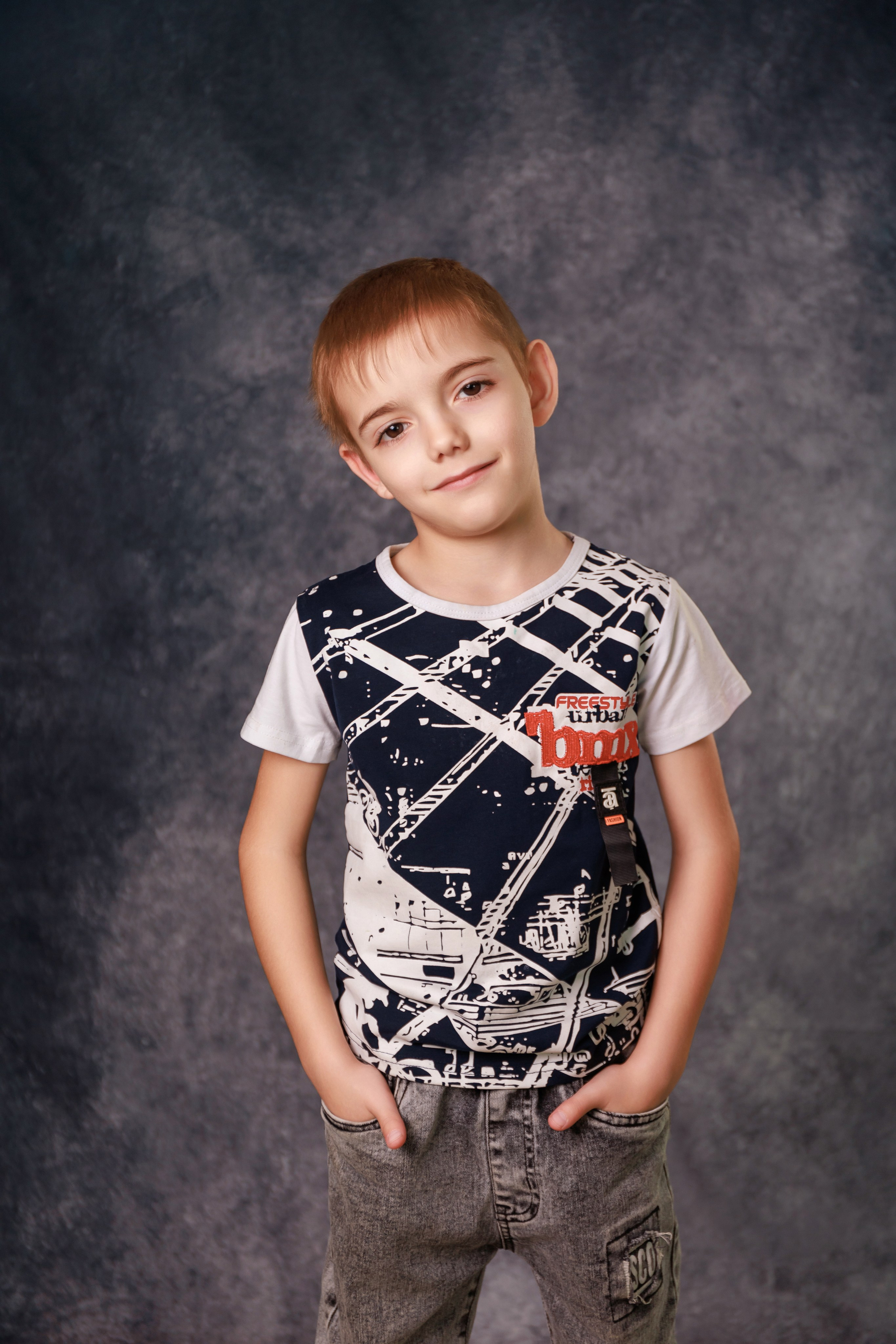 Выпускной альбом. Фотограф Олег Сотник