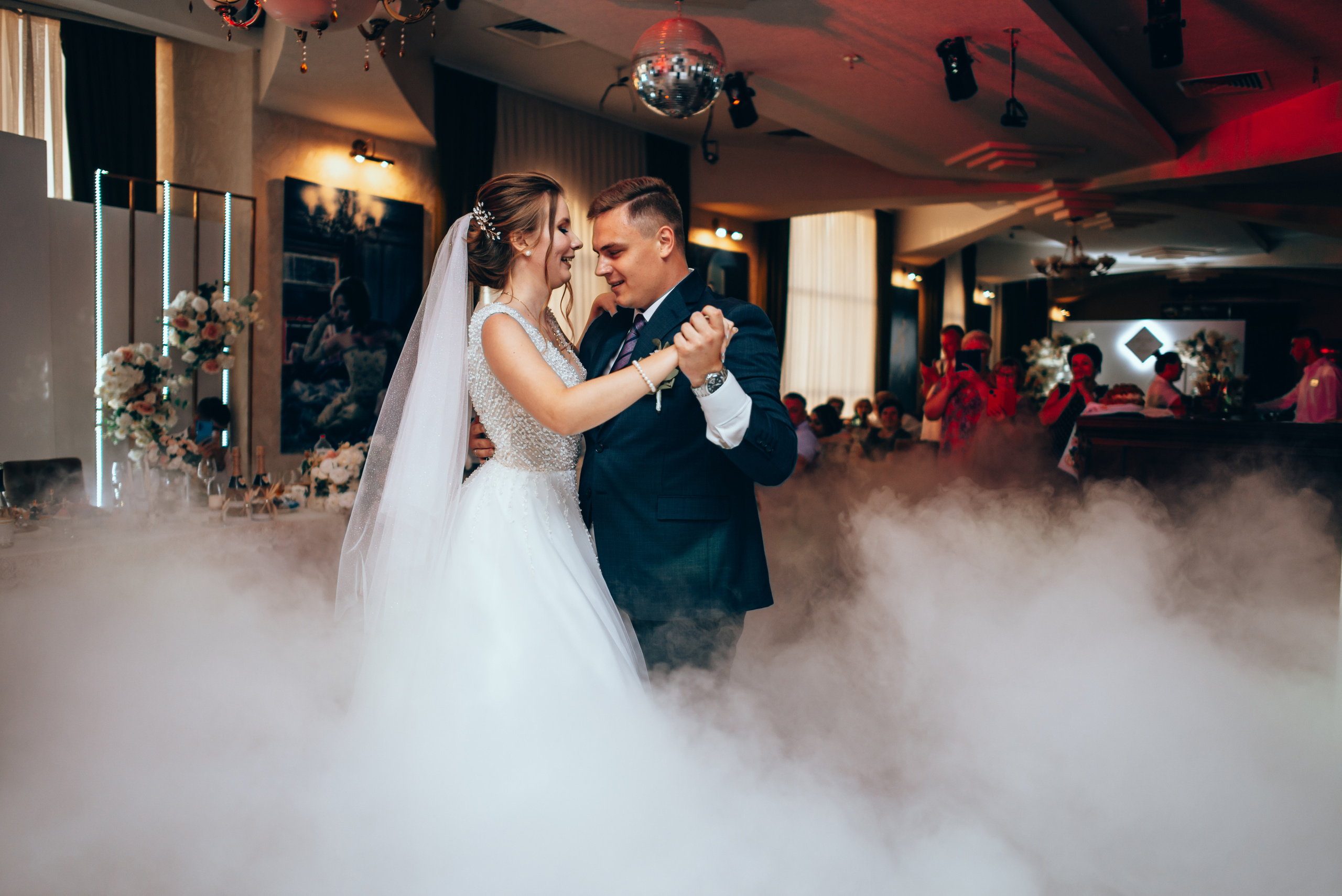 Женя и Лика первый танец. Фотограф Палий Ульяна