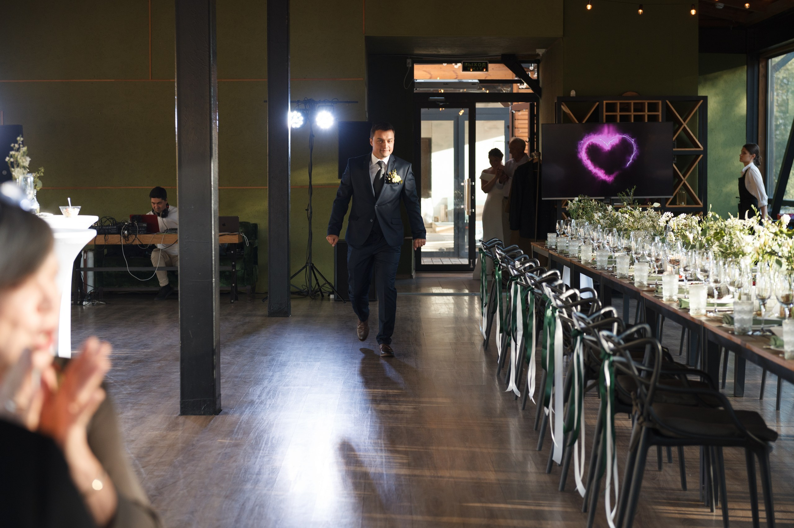 Свадьба в ресторане Берег в Москве. Праздничное агентство ПИОН