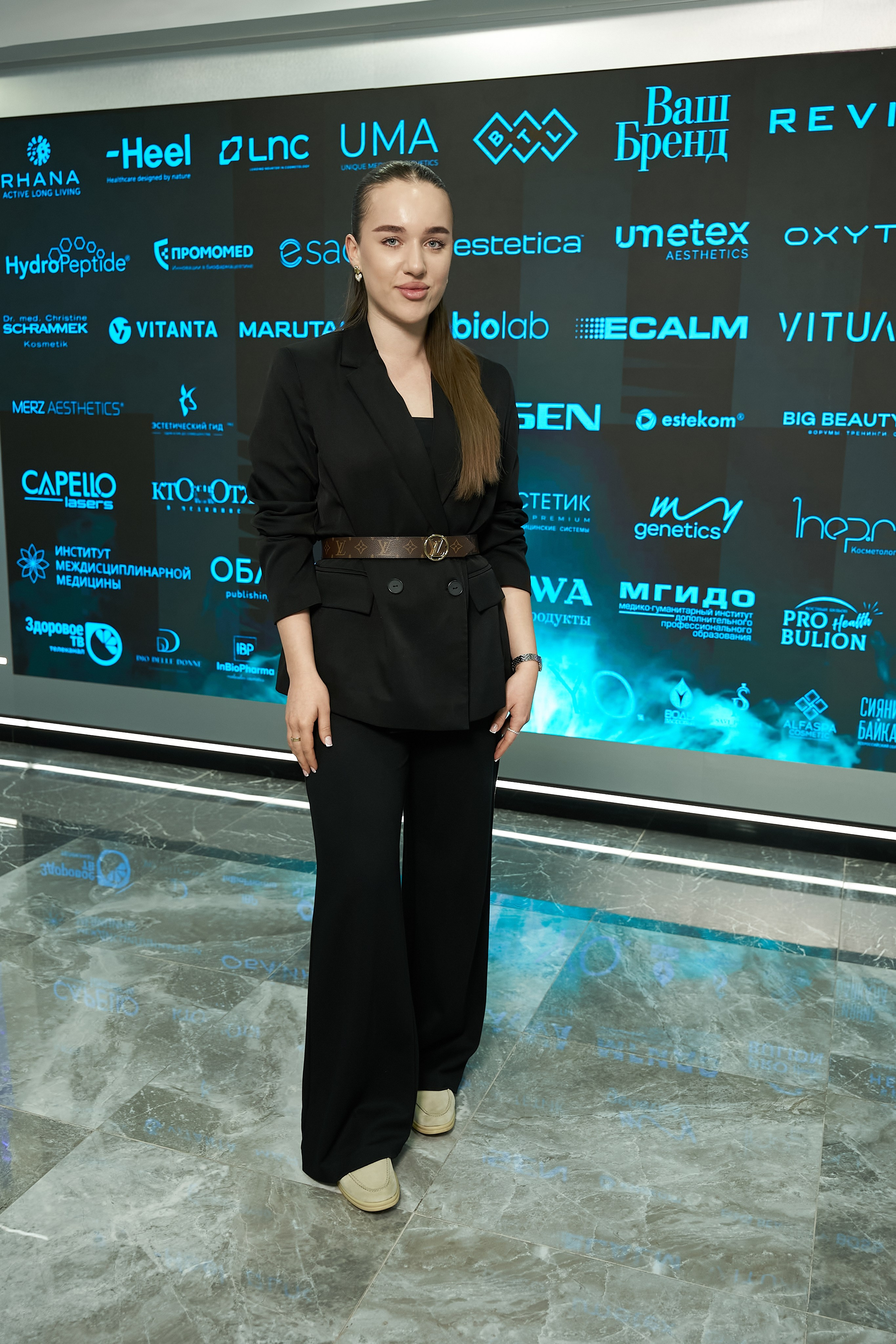 ПРЕСС ВОЛЛ. PRO-AGELESS