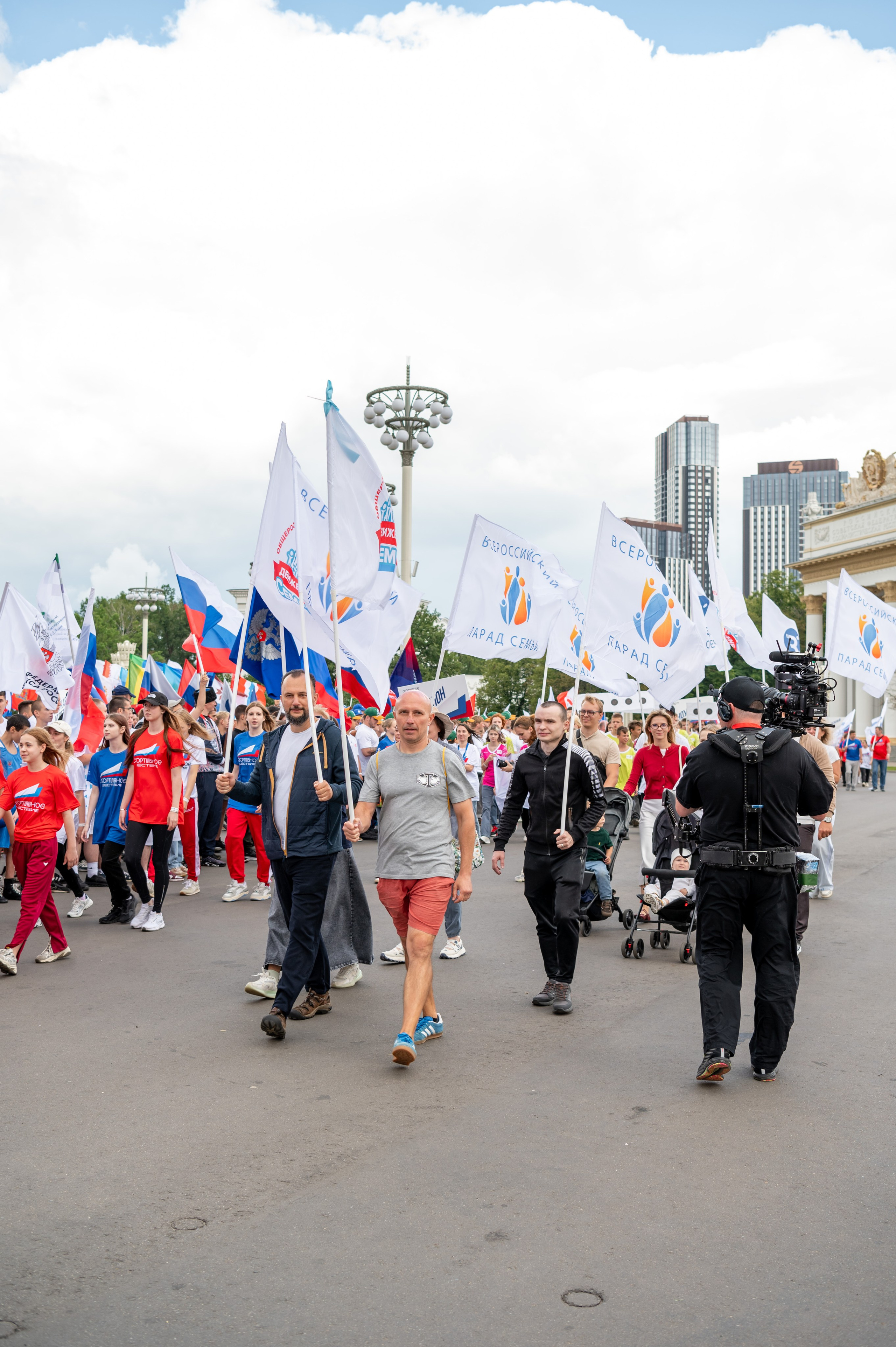 Спортивное шествие посвященное Дню физкультурника!. Детский и семейный фотограф г. Москва Оксана Катаджи