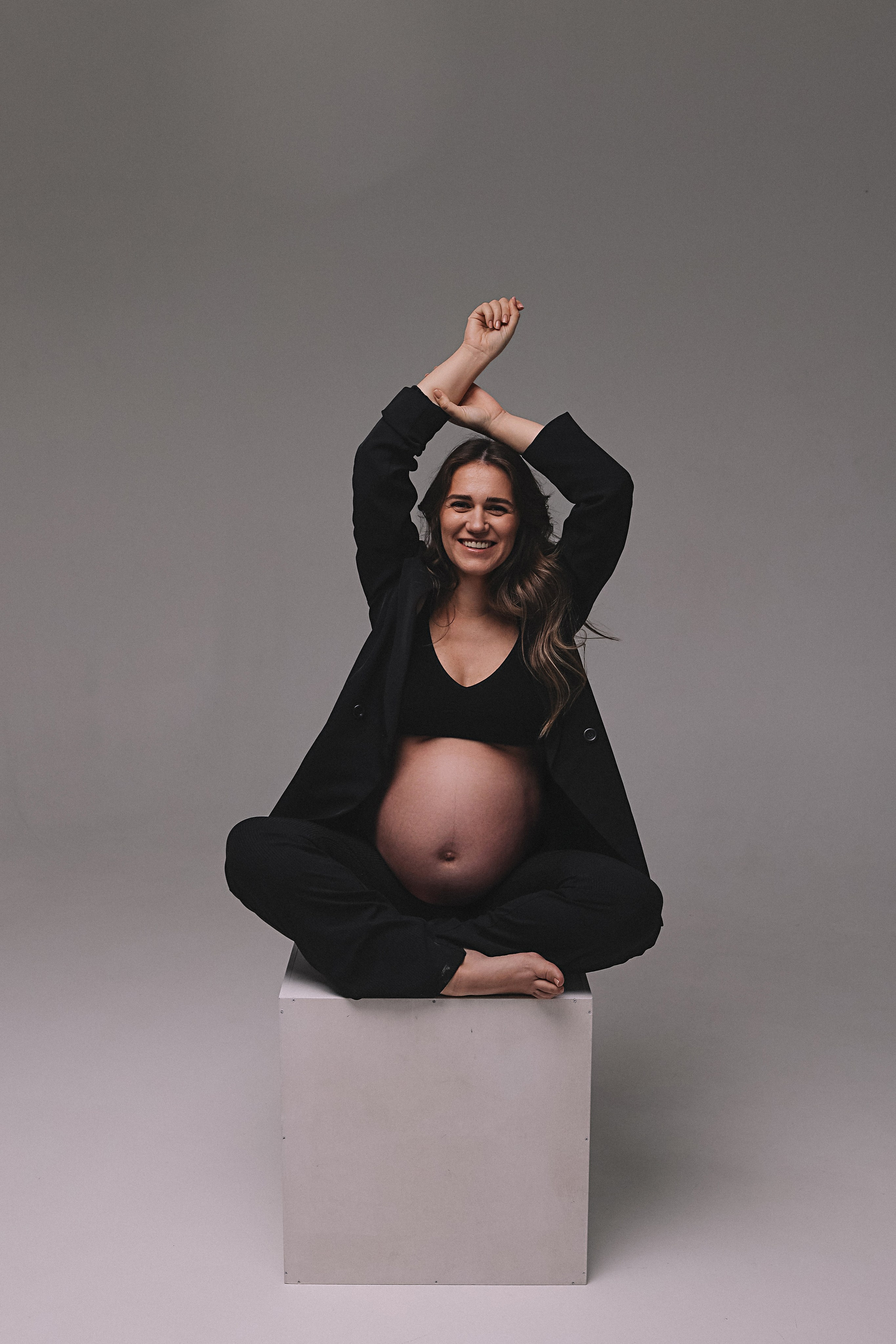 10/11 беременность. Семейный фотограф Тюмень, фотограф на роды Салмина Мария