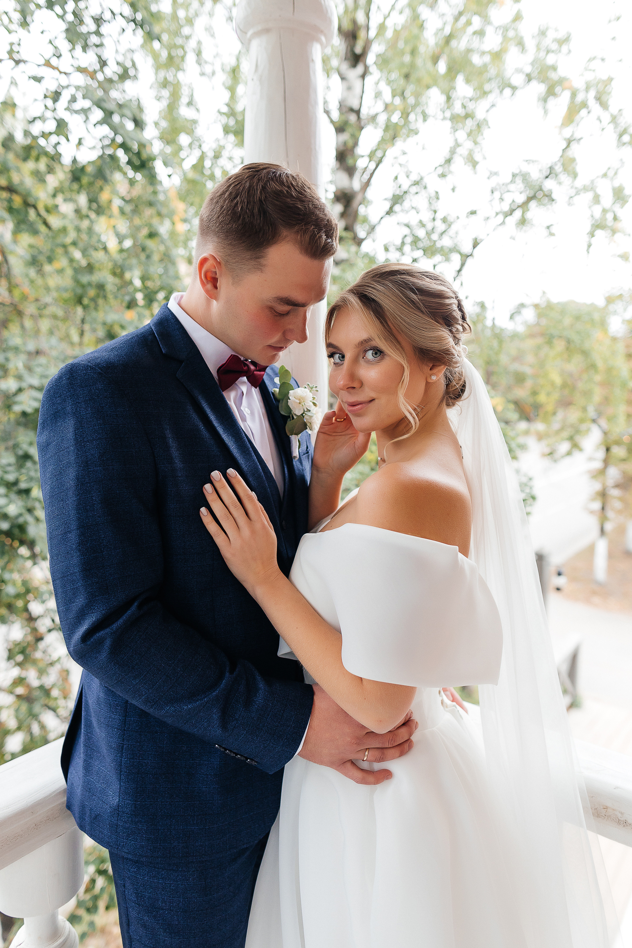 Элегантное утро невесты и незабываемый сюрприз на свадебном банкете. Олег Сверчков | Свадебный фотограф Вологда