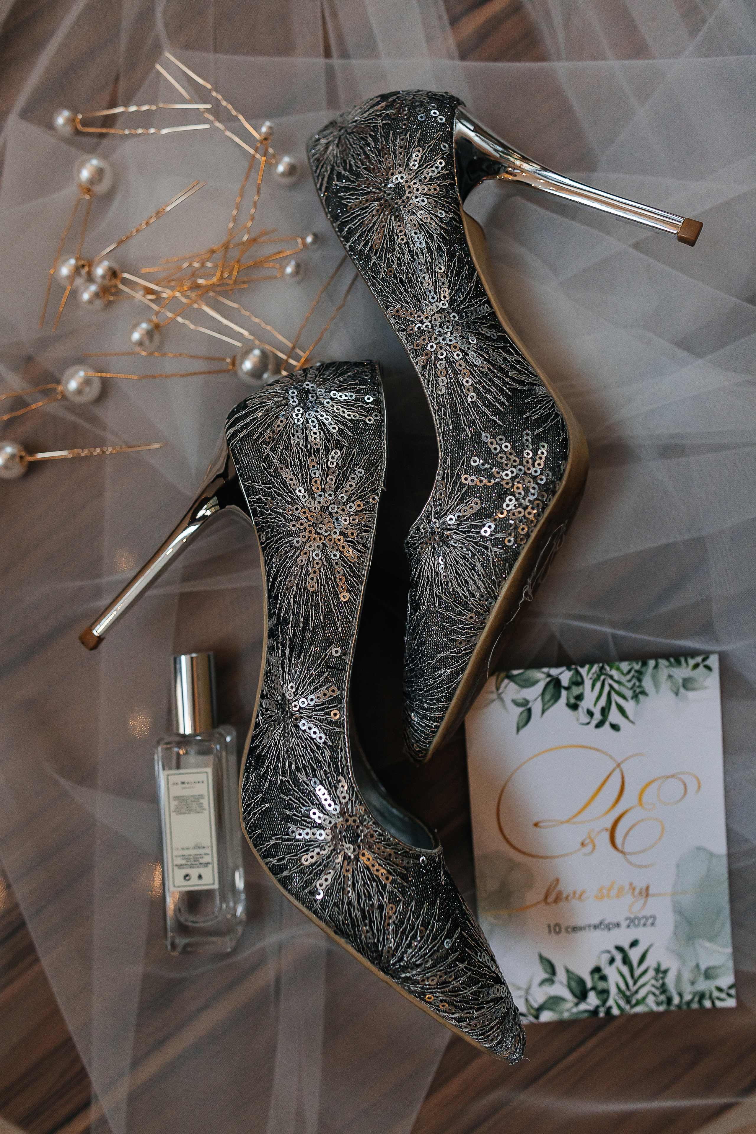 Элегантное утро невесты и незабываемый сюрприз на свадебном банкете. Олег Сверчков | Свадебный фотограф Вологда