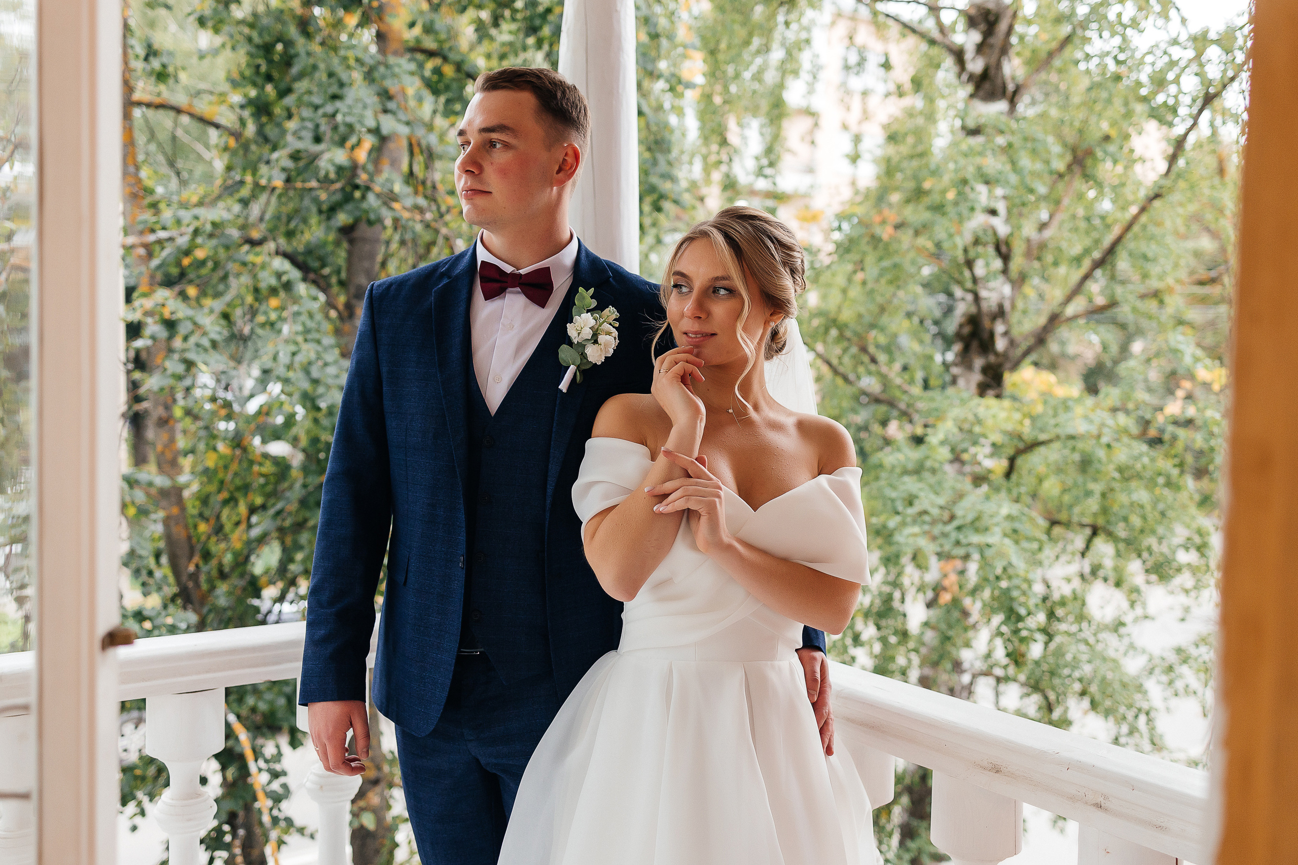 Элегантное утро невесты и незабываемый сюрприз на свадебном банкете. Олег Сверчков | Свадебный фотограф Вологда