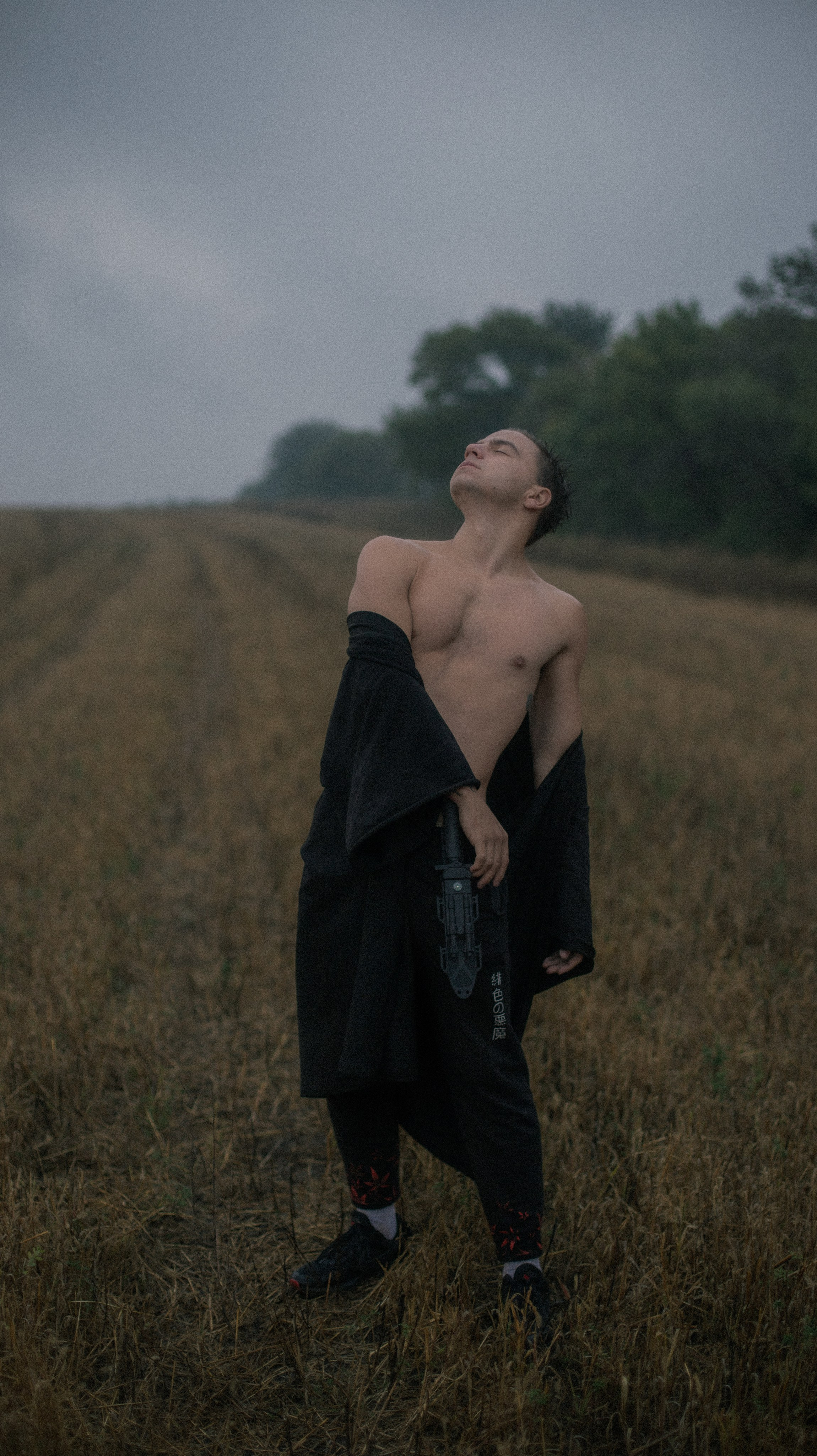 Люди дождя. Фотограф. Пейзажи, макро, портреты. Город Енакиево, без границ в съёмке