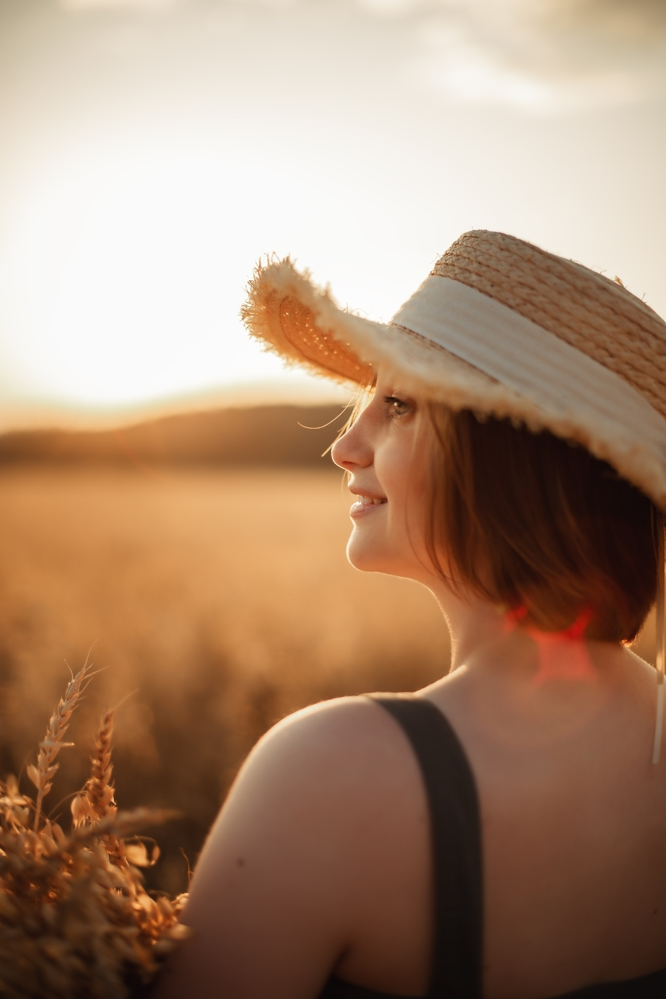 Семейная фотосессия в поле. Фотограф Анна Лазарева