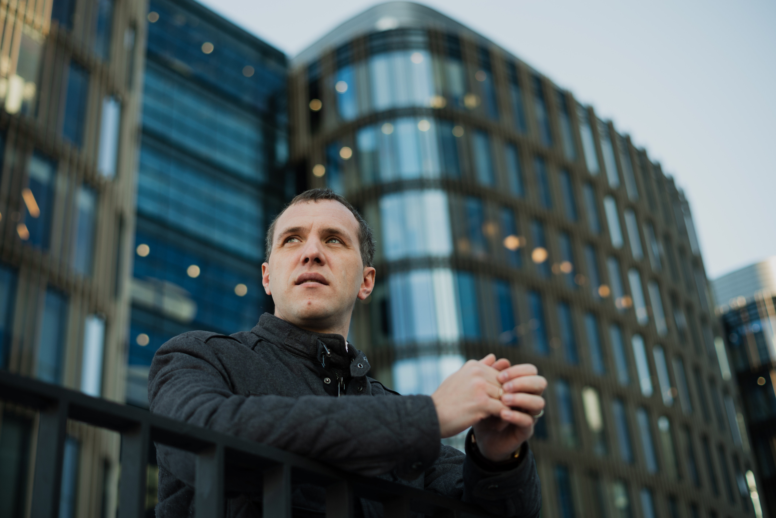 Мужской портрет. Интерьерный и репортажный фотограф в Санкт-Петербурге