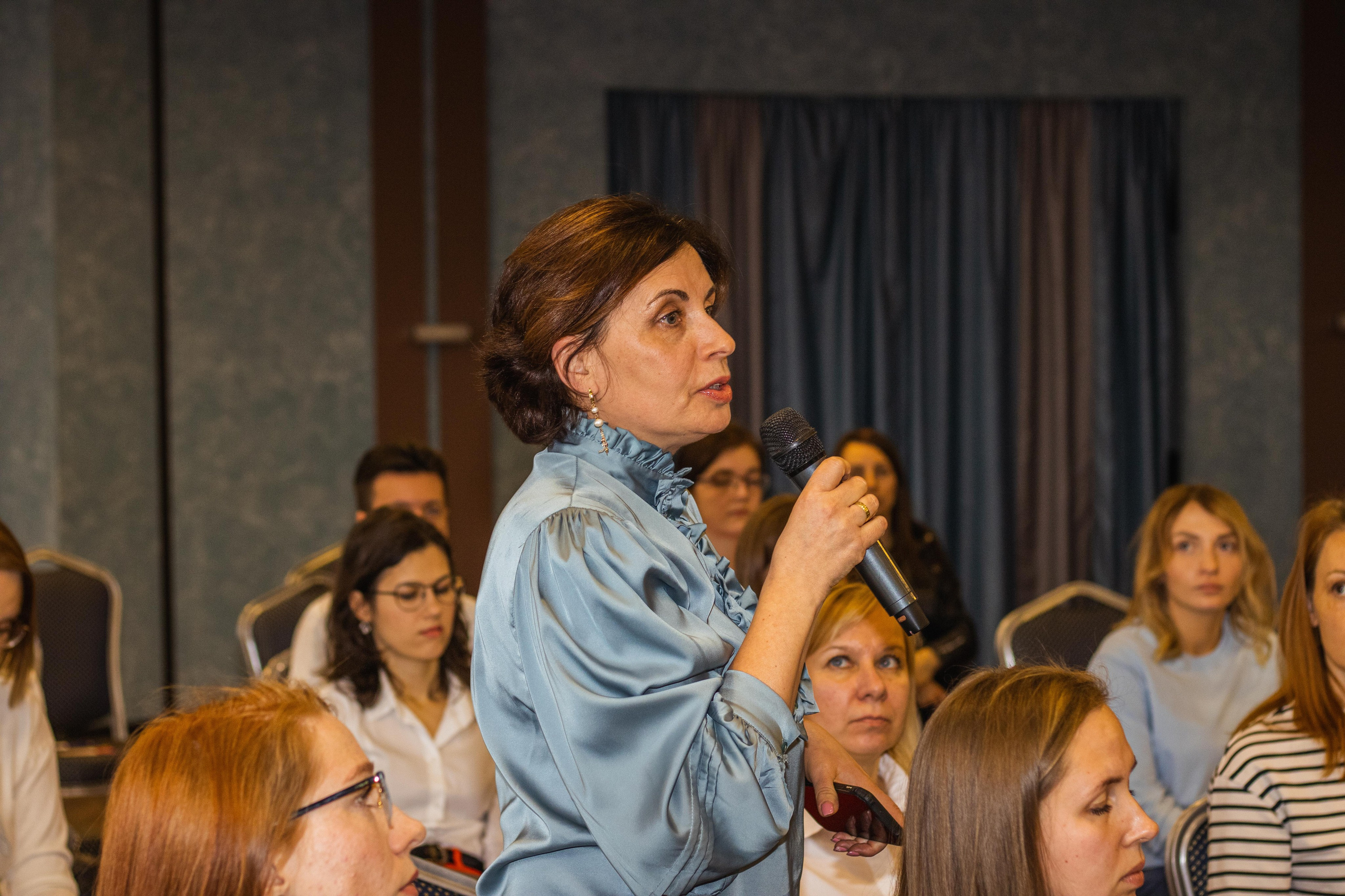 Антикризисная дискуссия. Фотограф Никита Медведев