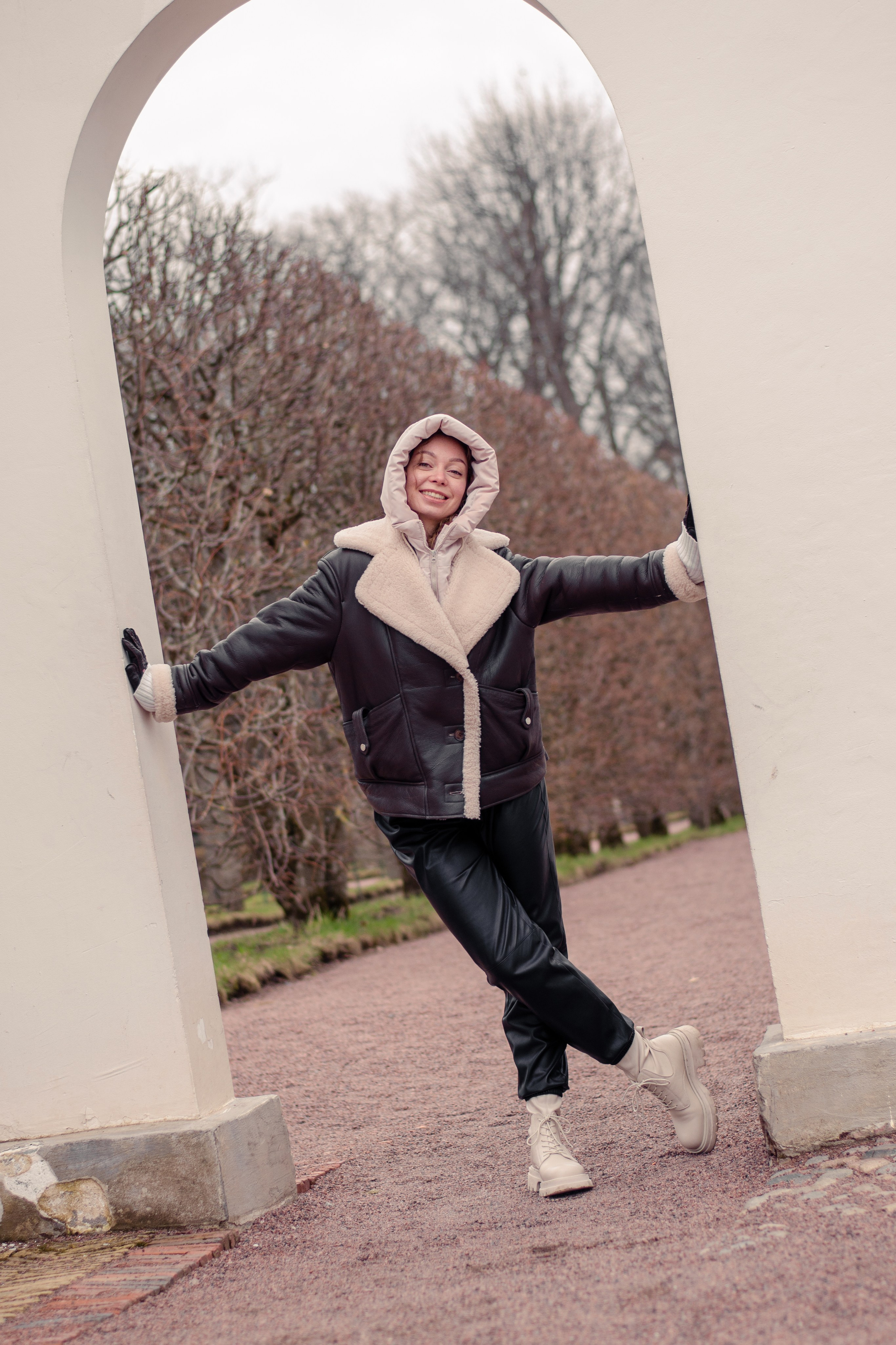 Фотопрогулка в Петергофе с С. Портретный и репортажный фотограф в Санкт-Петербурге Варвара Жукова