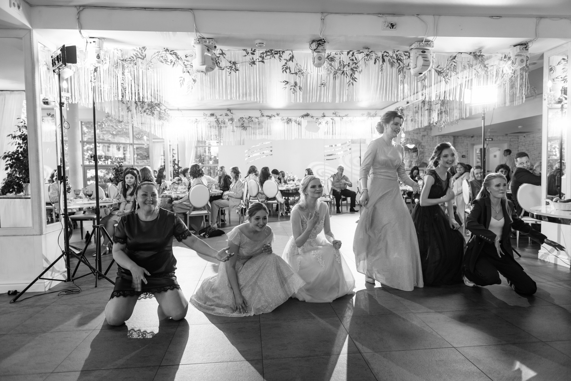 фотограф на выпускной, фотосъёмка выпускного в ресторане Vinity