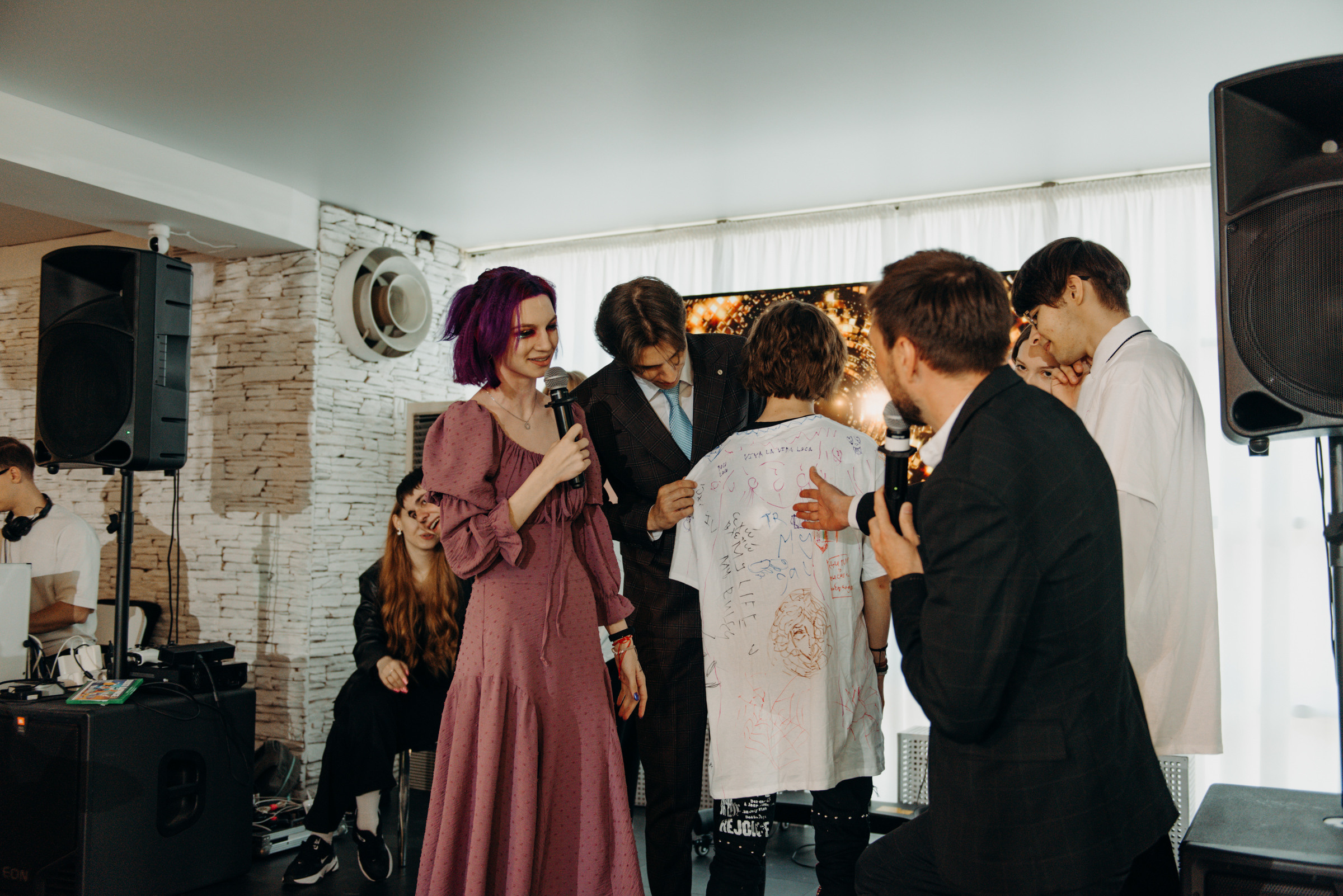 фотограф на выпускной, фотосъёмка выпускного в ресторане Vinity