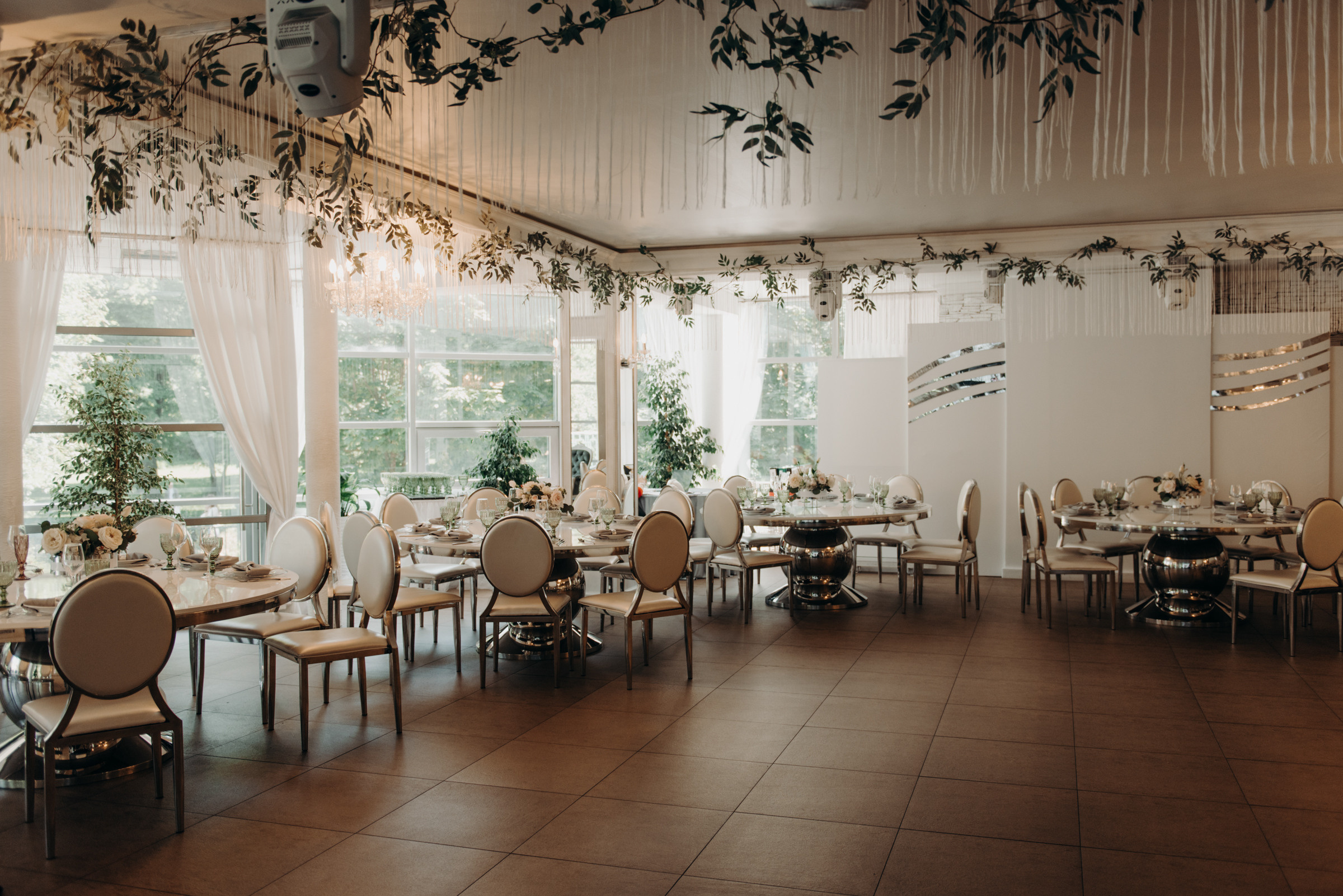 фотограф на выпускной, фотосъёмка выпускного в ресторане Vinity