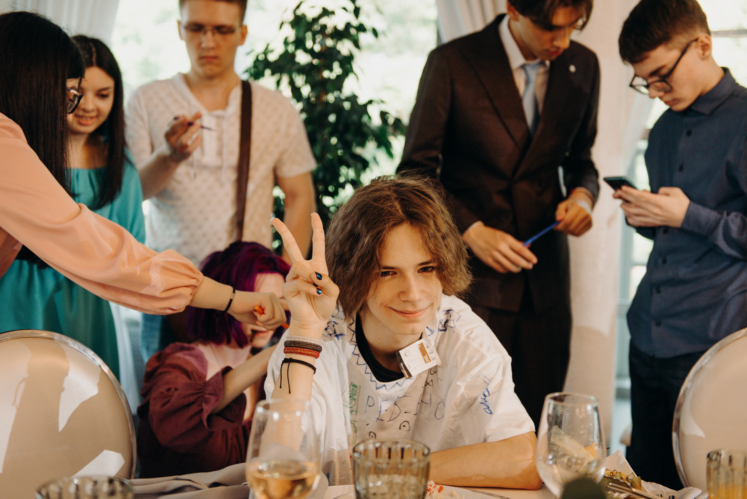 фотограф на выпускной, фотосъёмка выпускного в ресторане Vinity