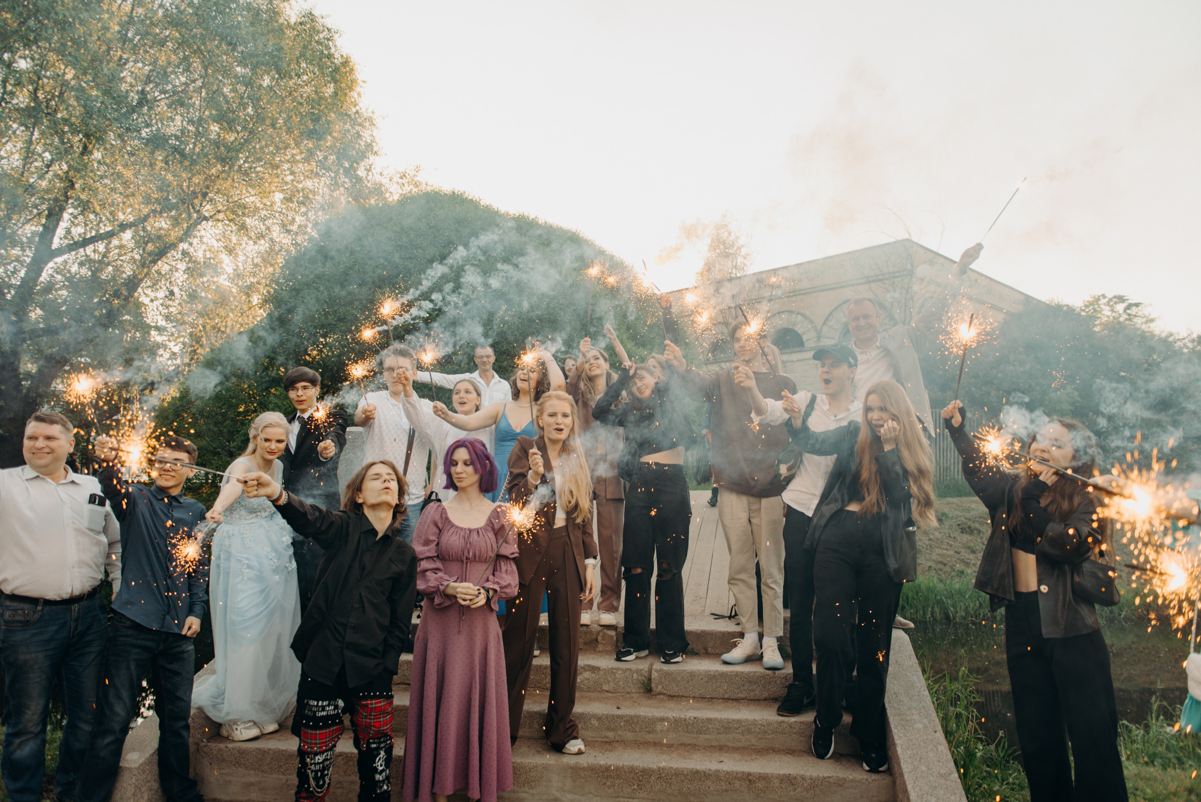 фотограф на выпускной, фотосъёмка выпускного в ресторане Vinity