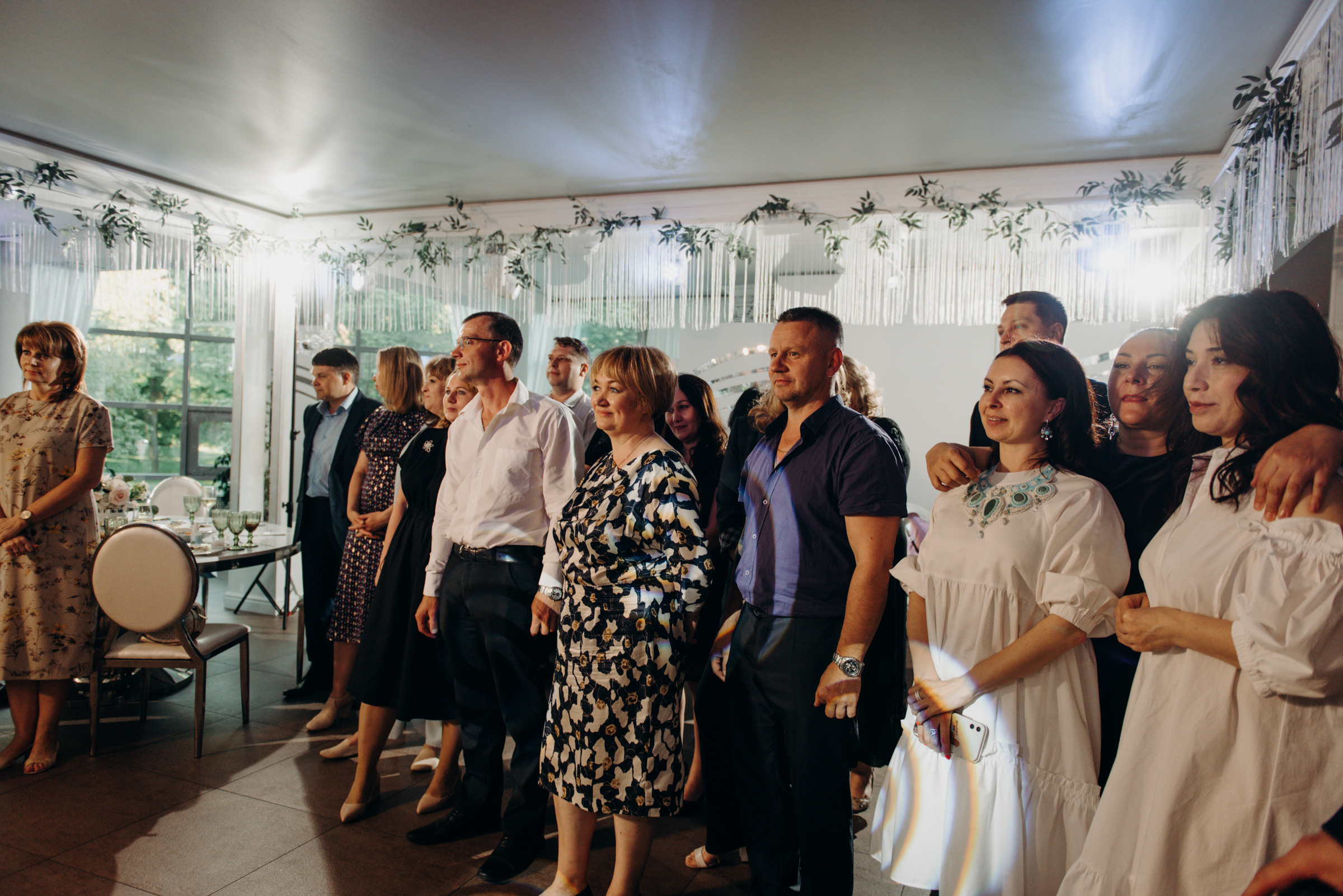 фотограф на выпускной, фотосъёмка выпускного в ресторане Vinity