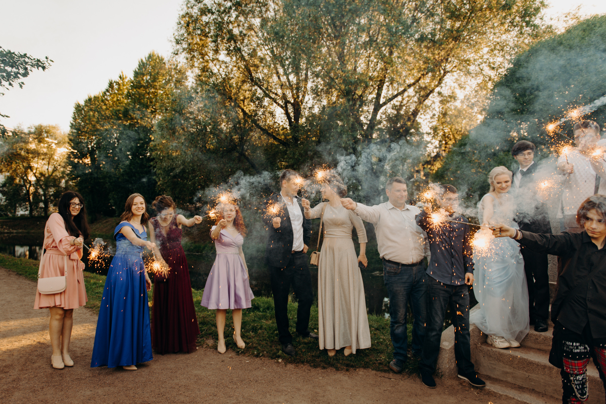 фотограф на выпускной, фотосъёмка выпускного в ресторане Vinity