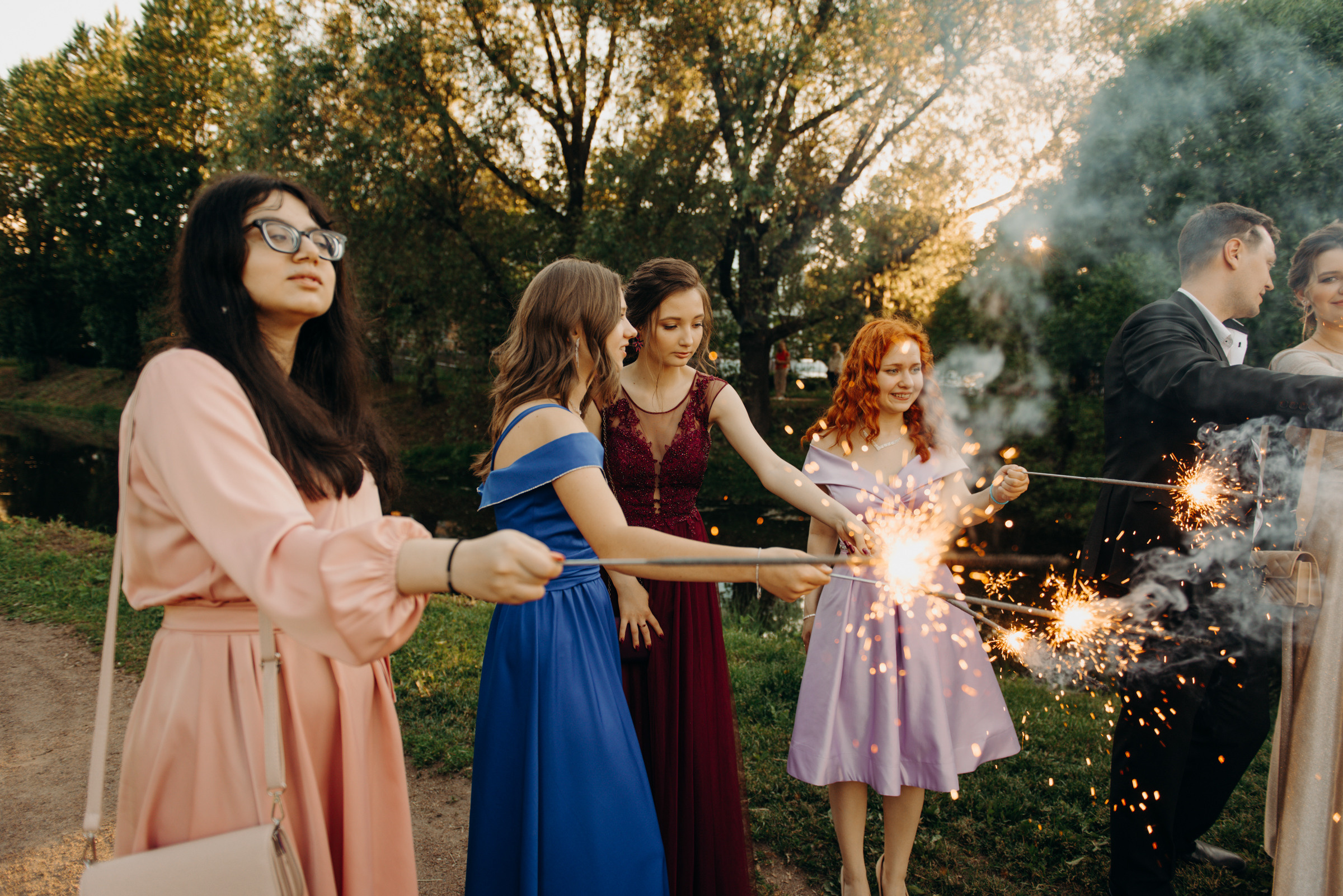 фотограф на выпускной, фотосъёмка выпускного в ресторане Vinity