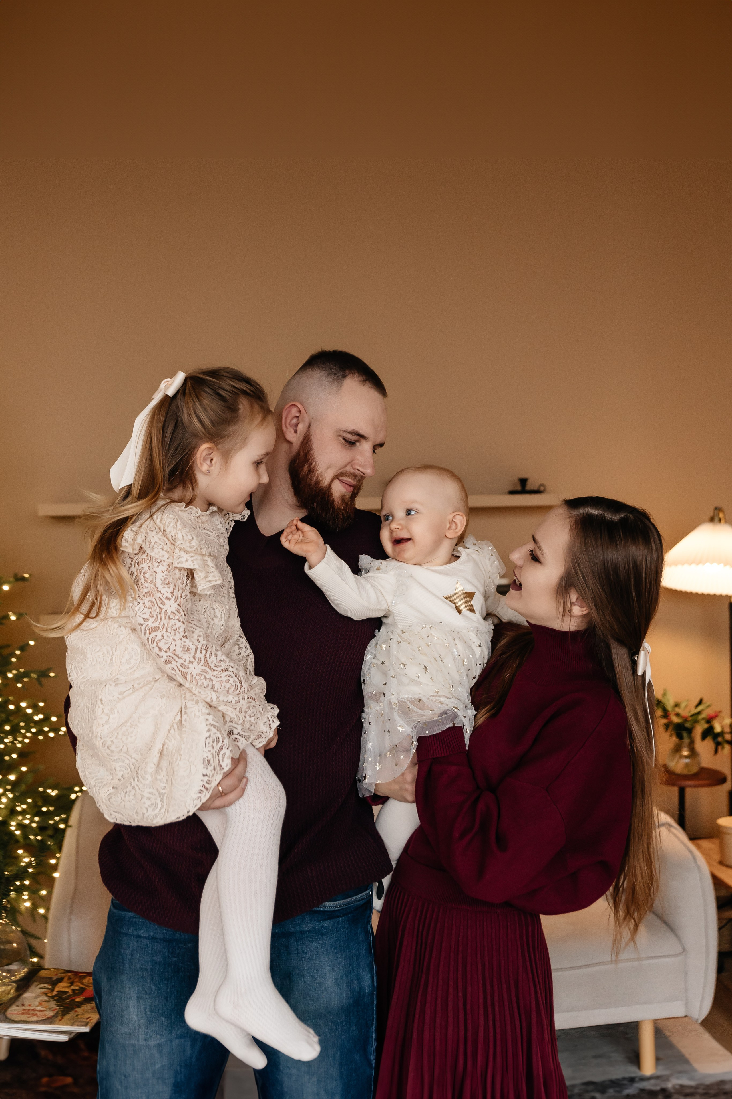 Катя, Рома, Полина и Эмилия. Семейный фотограф Минск Усова Ольга