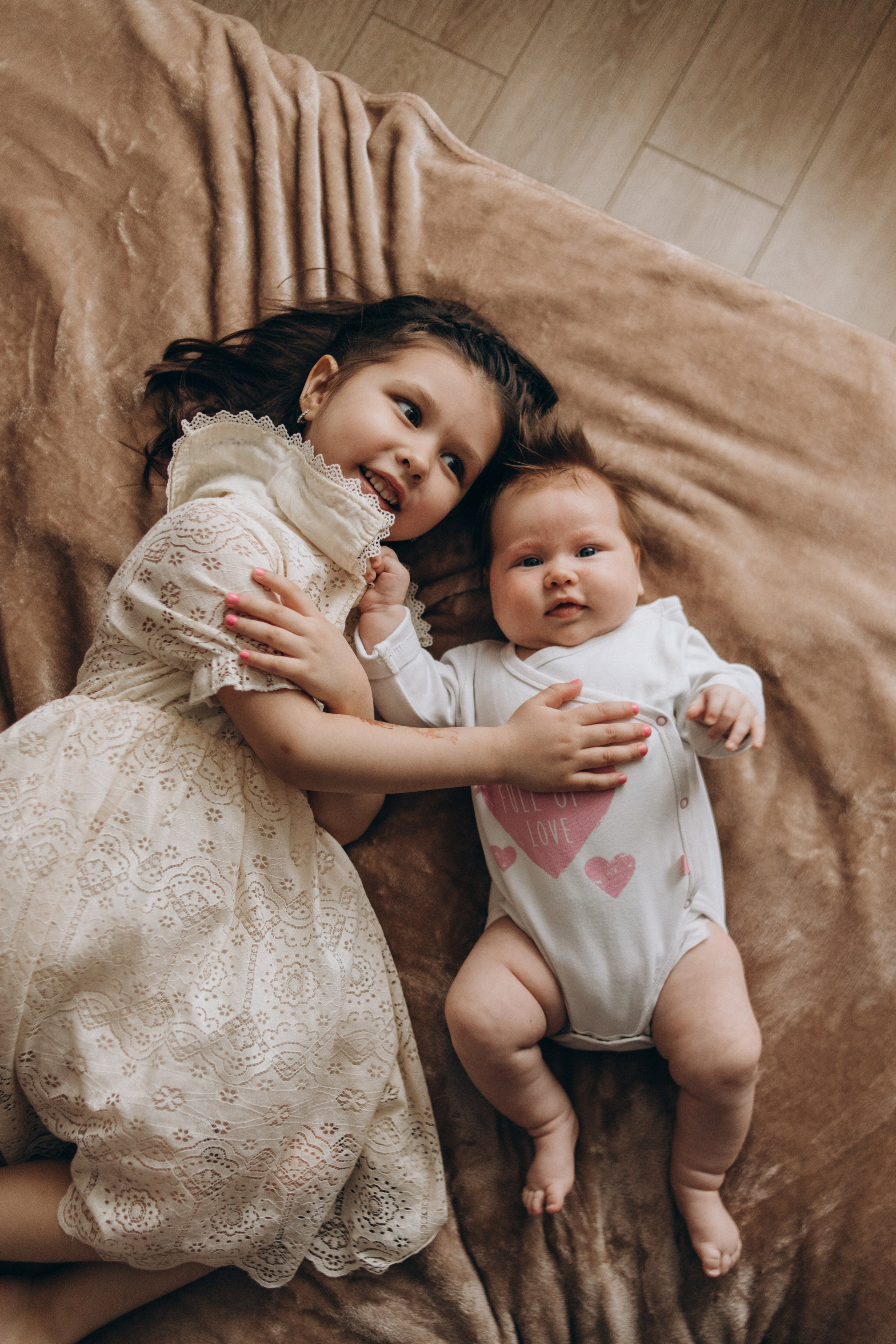 Раиль, Рада, Иделия, Эмилия. Семейный фотограф новорожденных УФА Гульнара Зиновьева