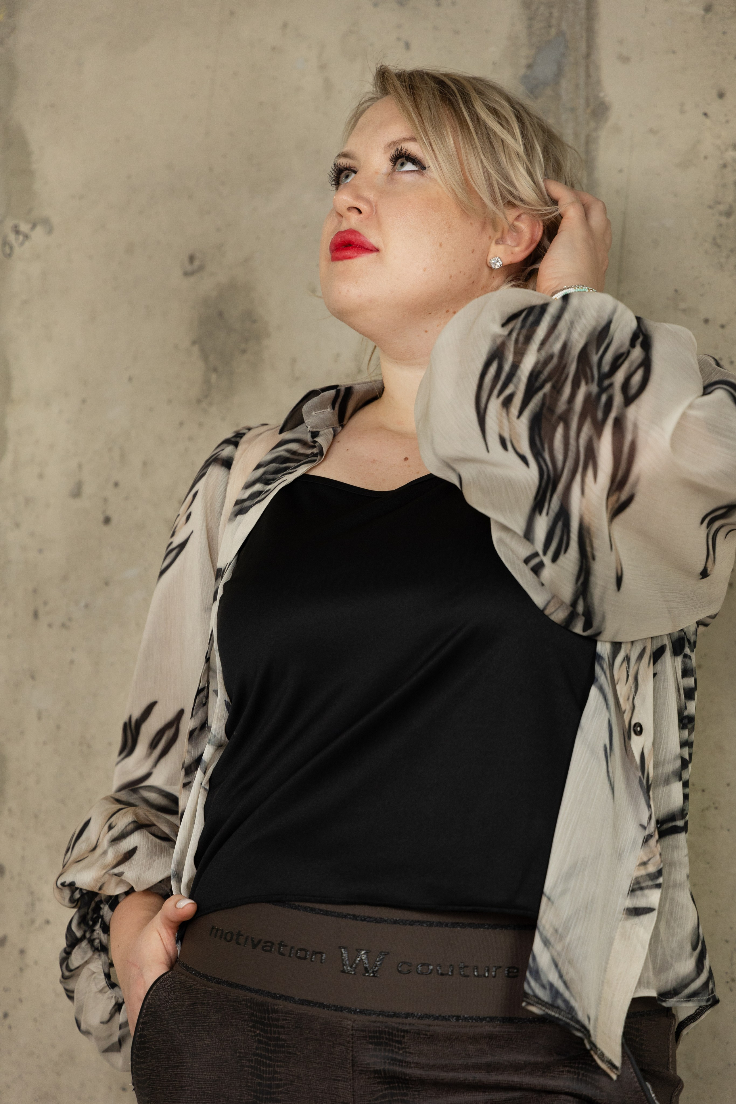 Модели для съёмок товаров на маркетплейсах. Фотограф Татьяна Марсуверских Жуковский. Фотограф для маркетплейсов, фотоуслуги в Жуковском Татьяна Марсуверских