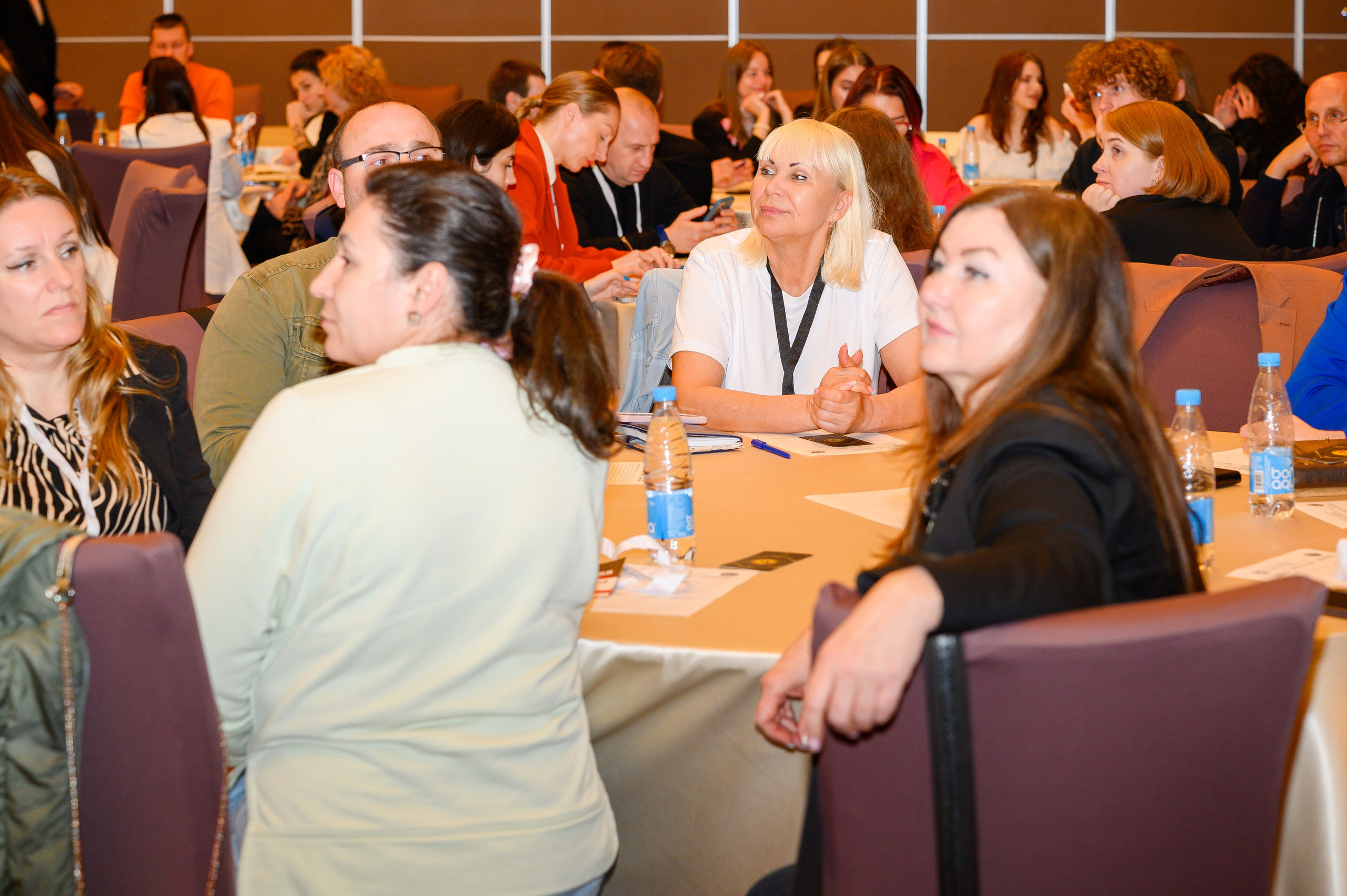 Репортажная съемка с открытия магазина. Фотоуслуги, услуги фотографа, фотографирование важных событий