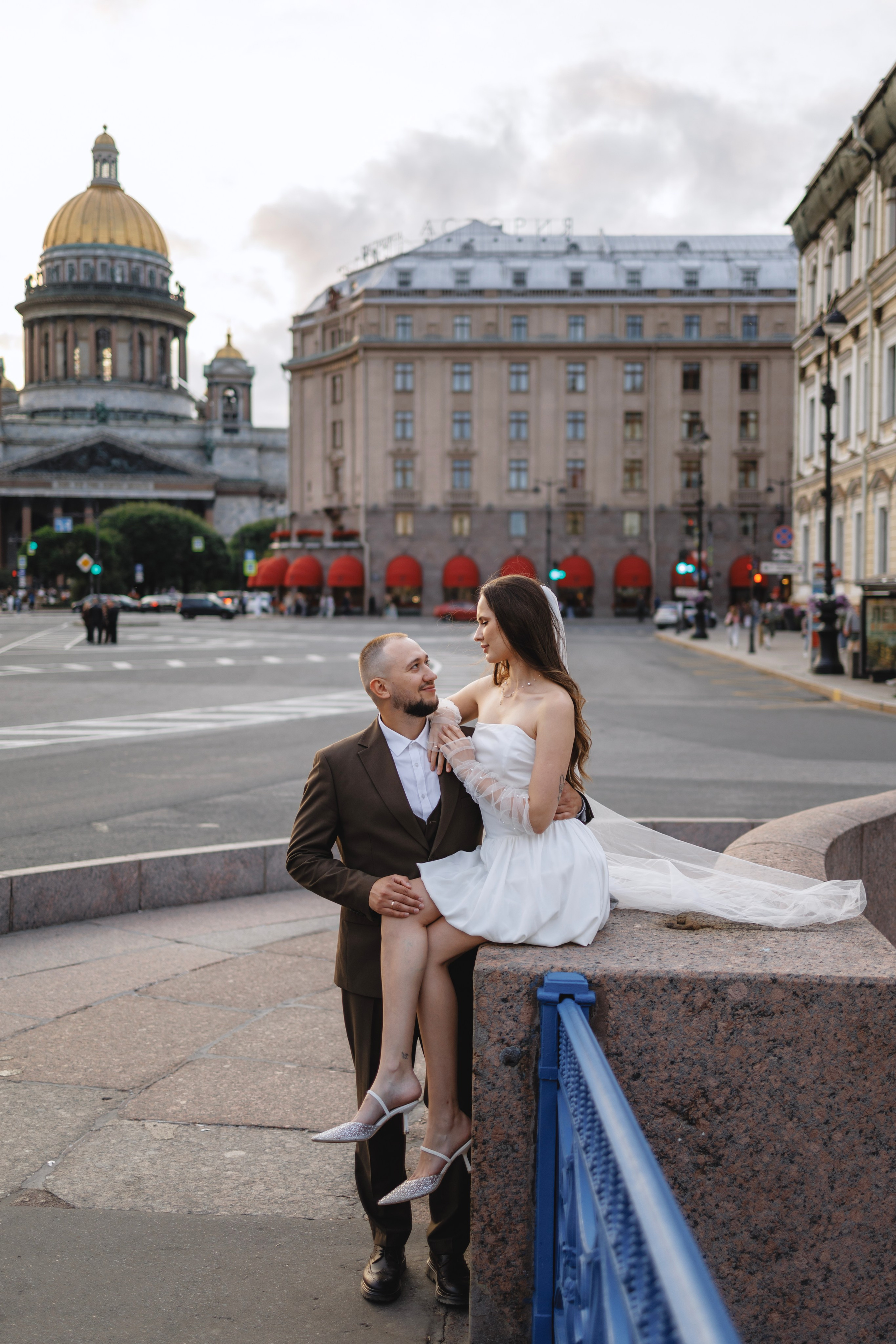 Руслан и Виолетта — Исаакий, Зимняя канавка. Боженова Елена фотограф Санкт-Петербург