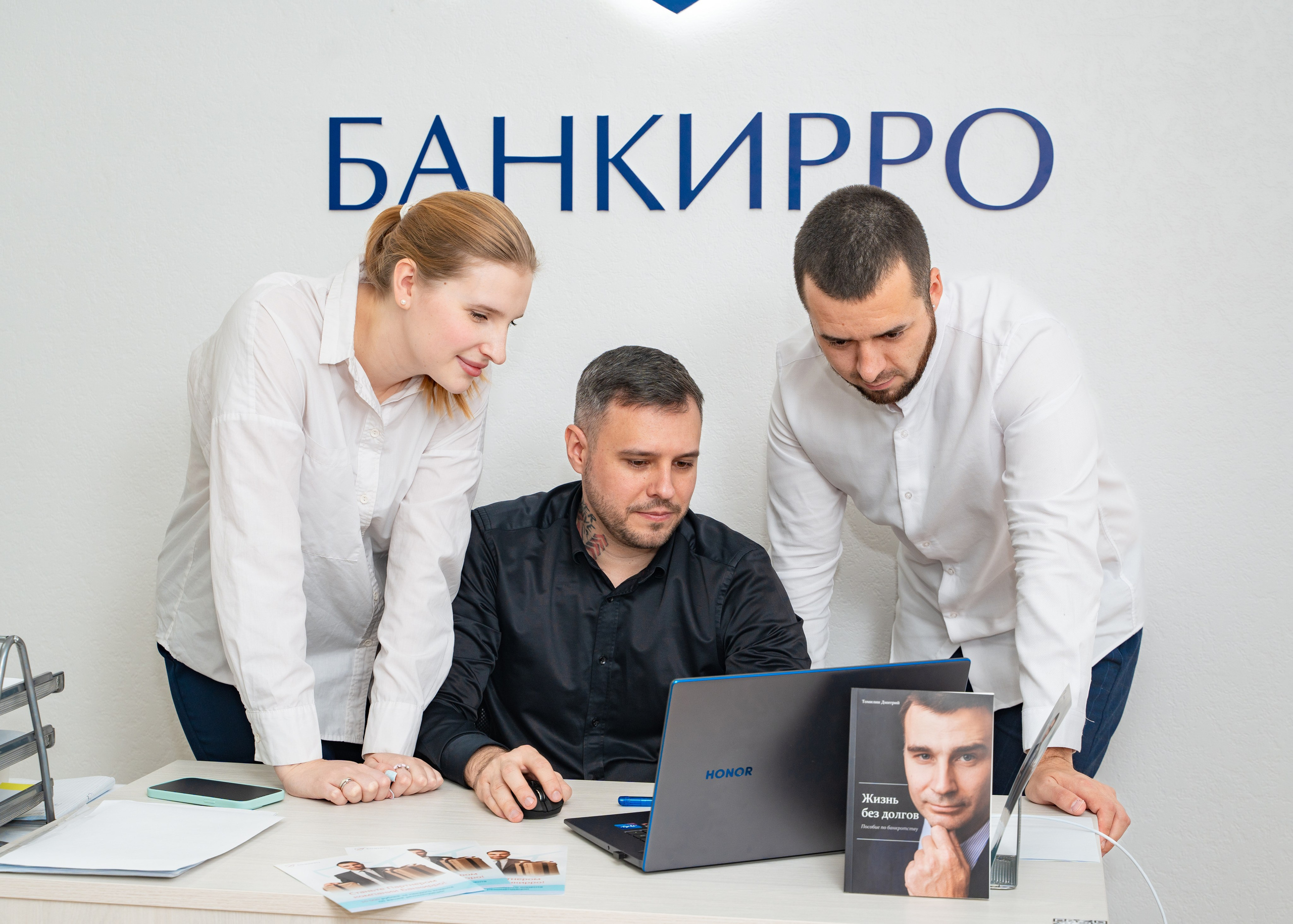 Корпоративная съёмка, деловая съёмка. Оксана Холкина, фотограф в г. Омске