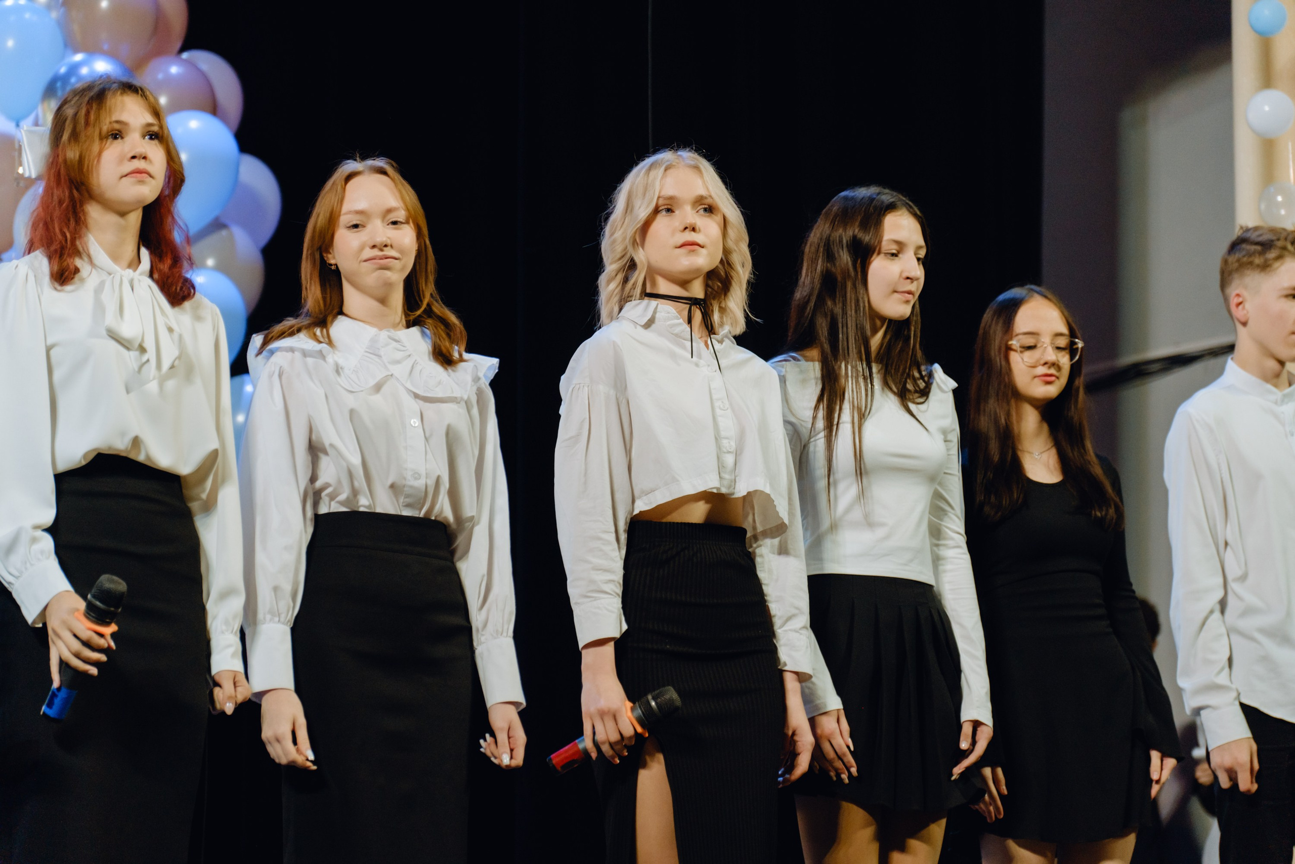 Последний звонок 11 класс. Фотограф Софья Володкина