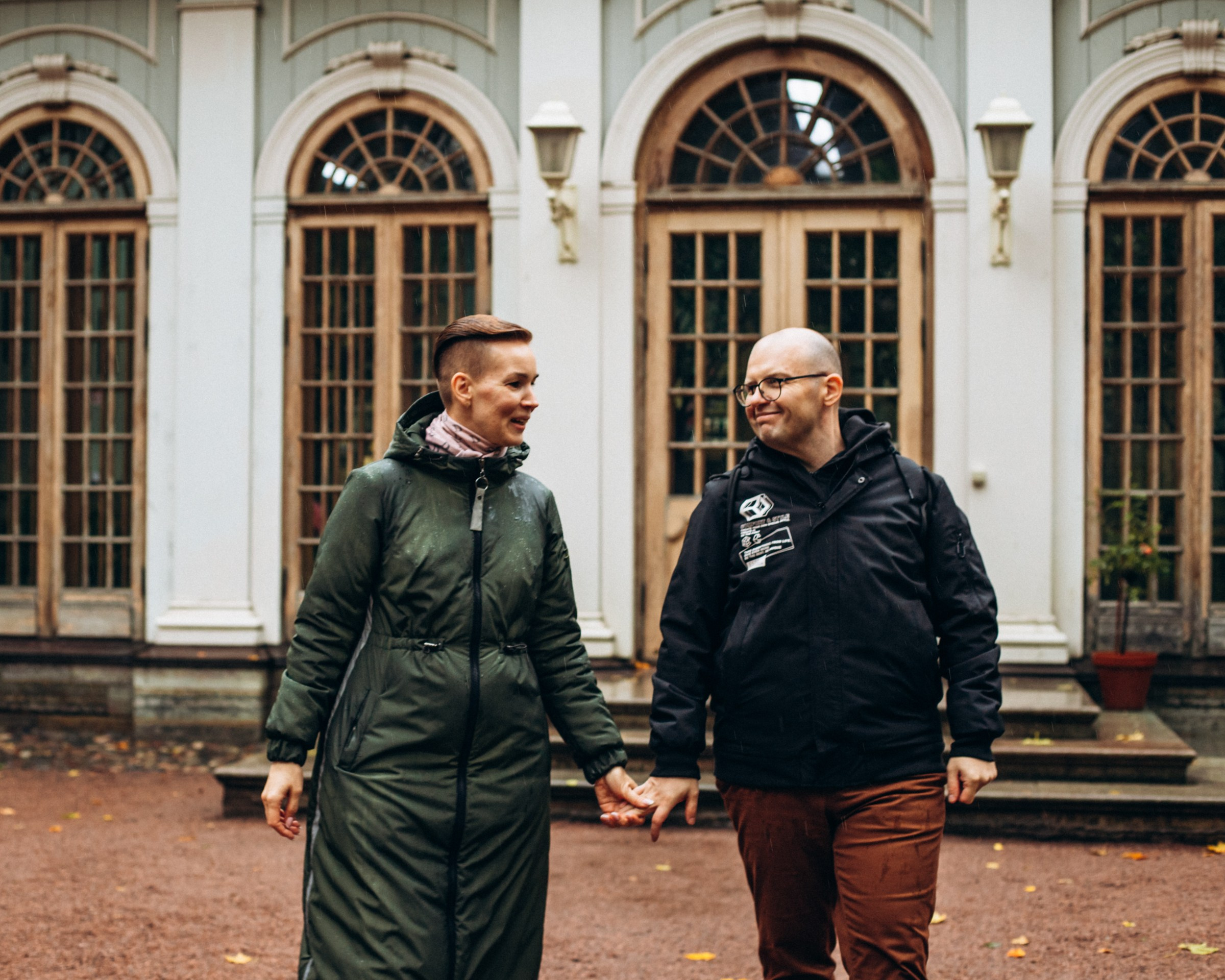 Николай и Екатерина в октябре. Фотопрогулка в Петербурге. Индивидуальный и семейный фотограф в Санкт-Петербурге