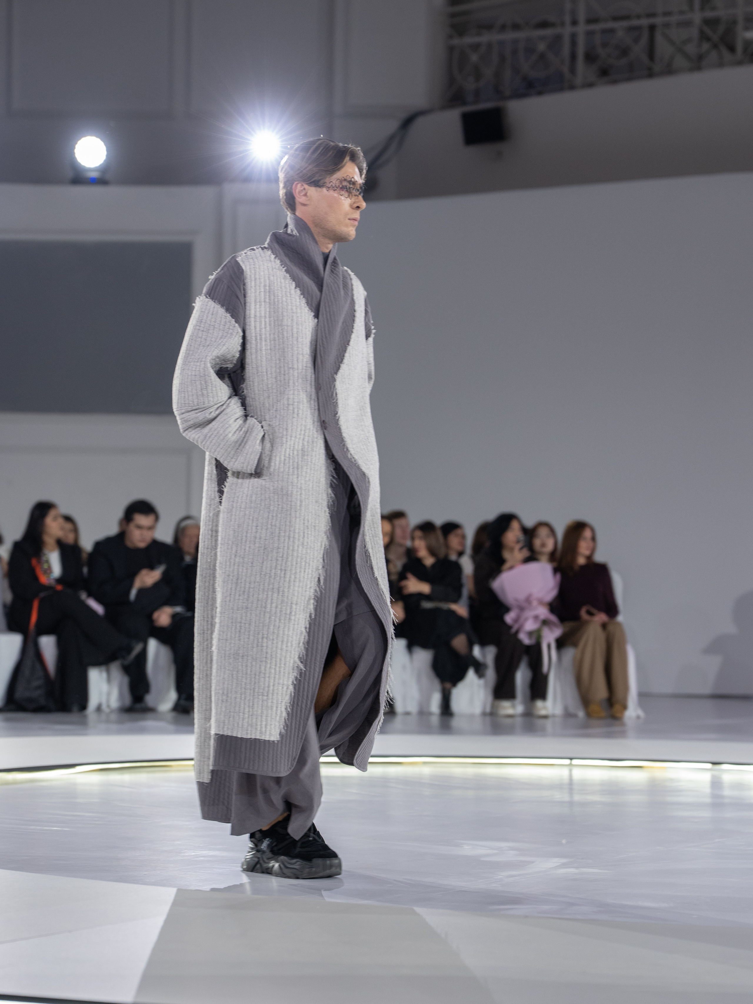 Дизайнер Zalkar. Сайт Алматинского НЮ АРТ, будуар и фэшн фотографа Дениса Карпенко