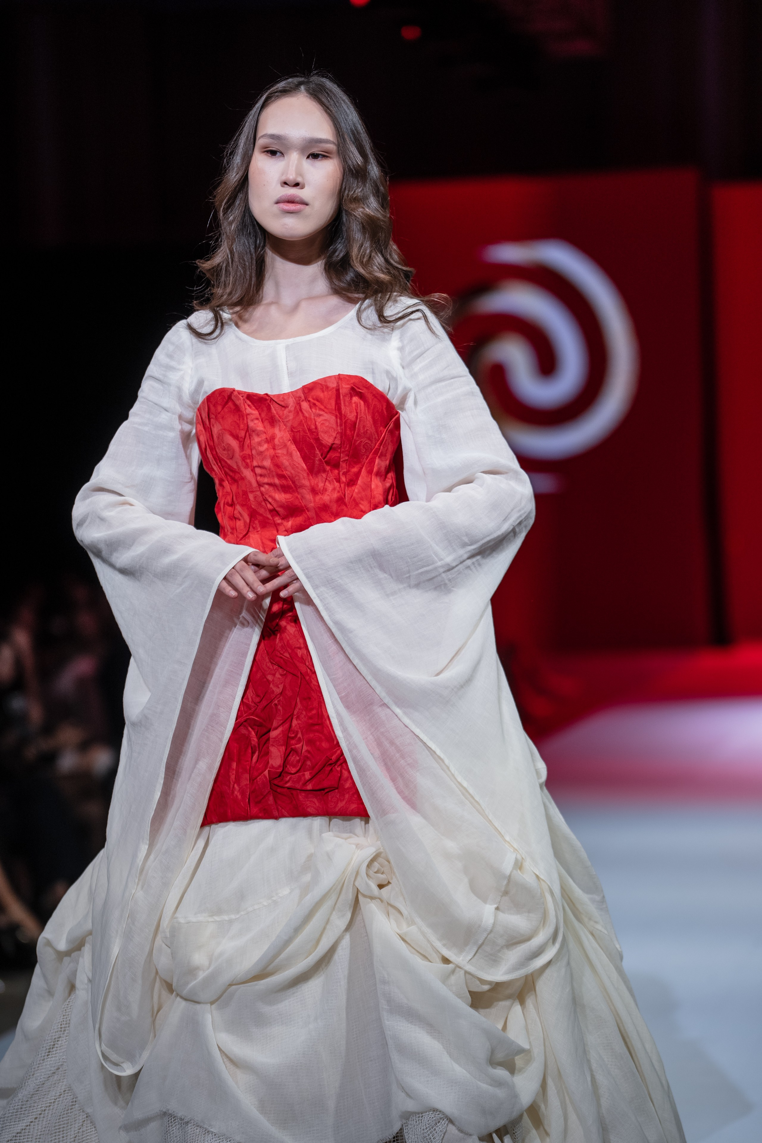 EURASIAN FASHION WEEK Reberth. Сайт Алматинского НЮ АРТ, будуар и фэшн фотографа Дениса Карпенко