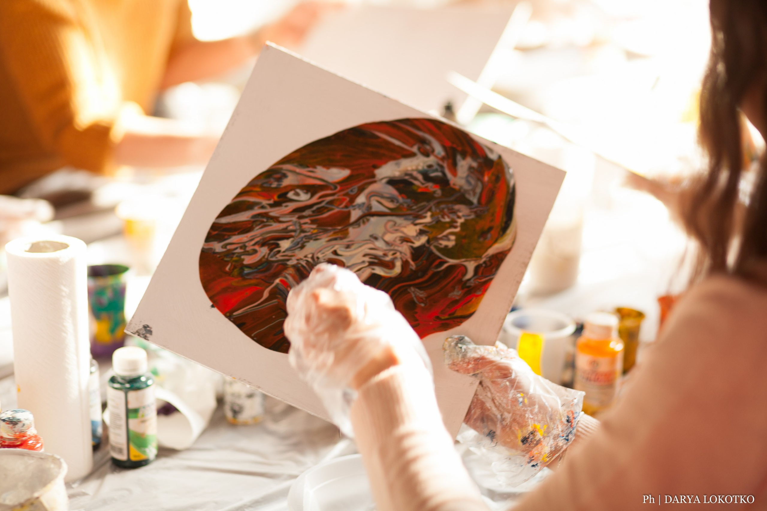 Мастер класс Fluid Art. Фотограф Дарья Локотко в Красноярске