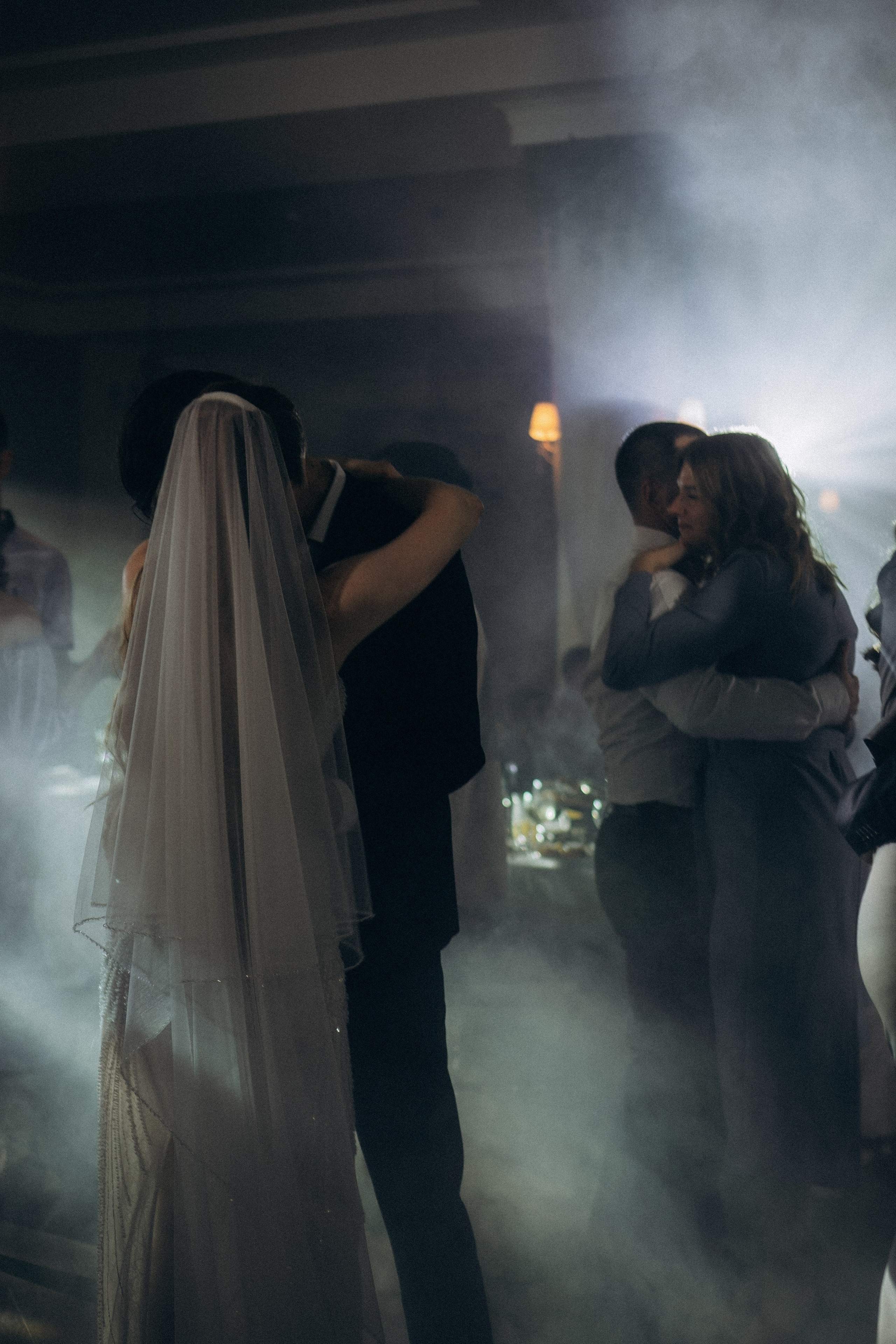 СВАДЕБНАЯ СЬЕМКА СБОРОВ В ОТЕЛЕ И ВЫЕЗД НА ЦЕРЕМОНИЮ (СНЯТО В СИБИРЕ В НИЖНЕВАРТОВСКЕ). Профессиональный фотограф, Санкт-Петербург — Виктория Богомолова