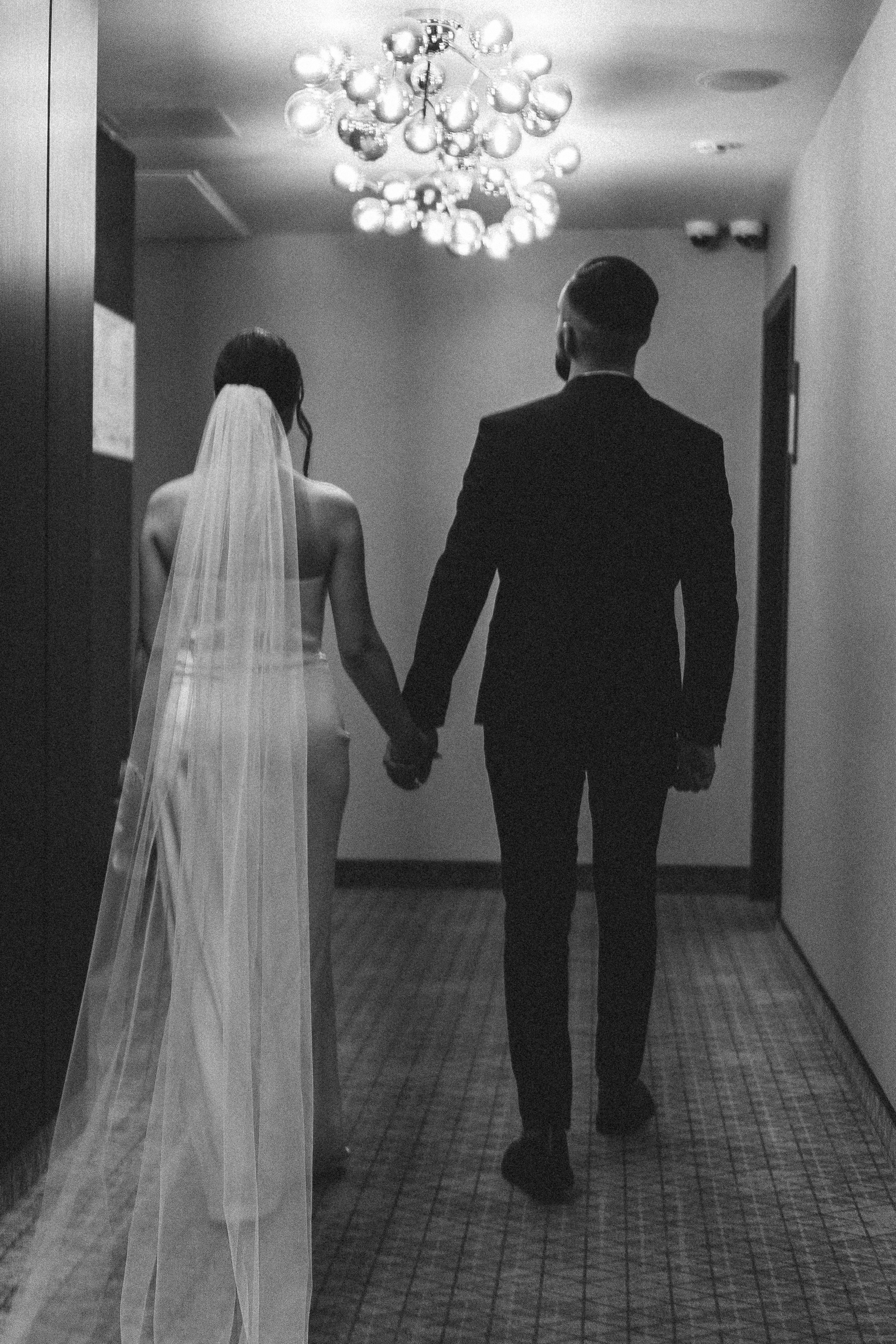 СВАДЕБНАЯ СЬЕМКА СБОРОВ ЖЕНИХА И НЕВЕСТЫ В ОТЕЛЕ И ТАКЖЕ ФОТОСЕССИИЯ В ОТЕЛЕЕ МЕГАПОЛИС БРЯНСК. Профессиональный фотограф, Санкт-Петербург — Виктория Богомолова