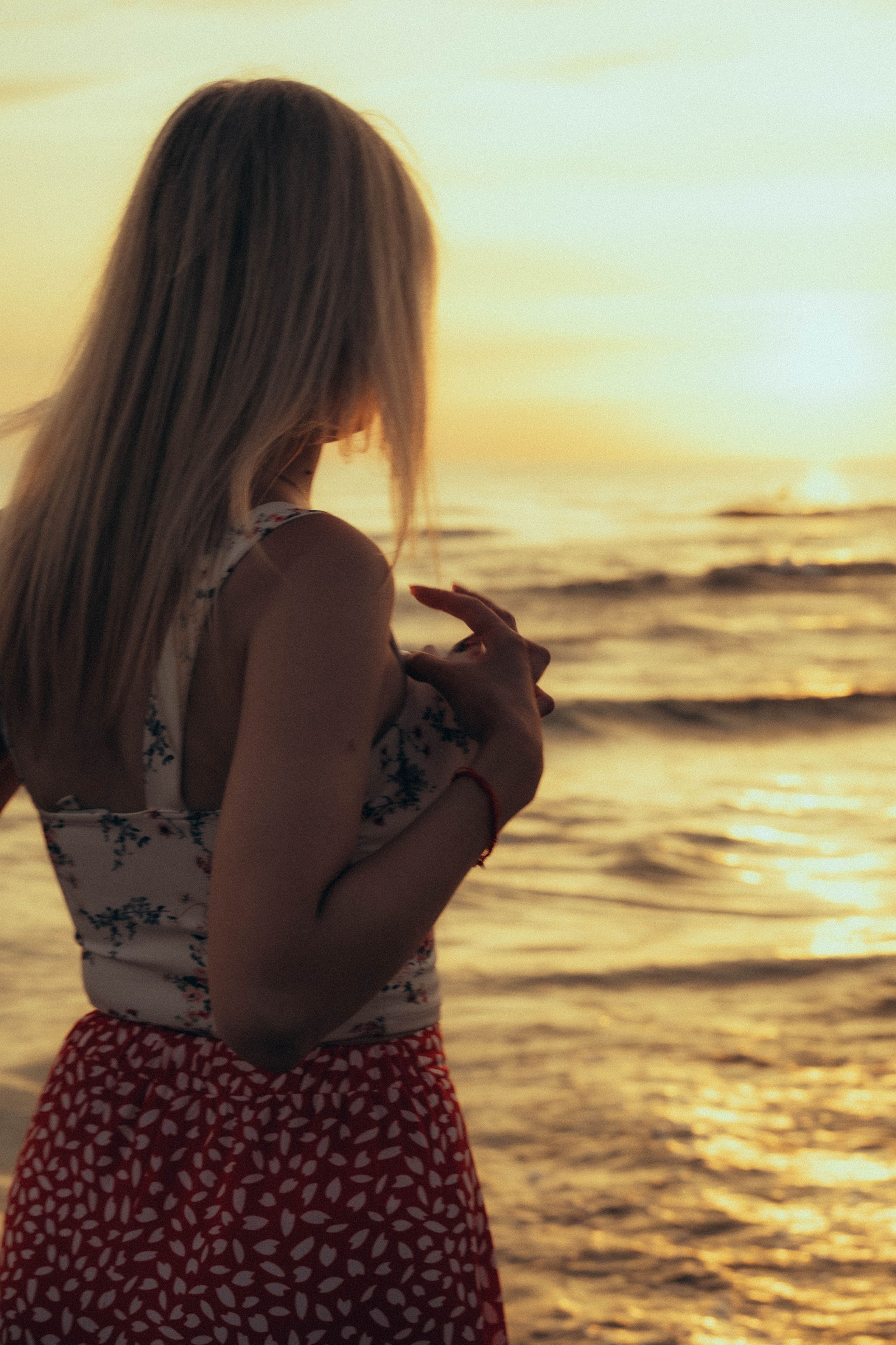 Июльский вечер на берегу черного моря. Профессиональный фотограф, Санкт-Петербург — Виктория Богомолова