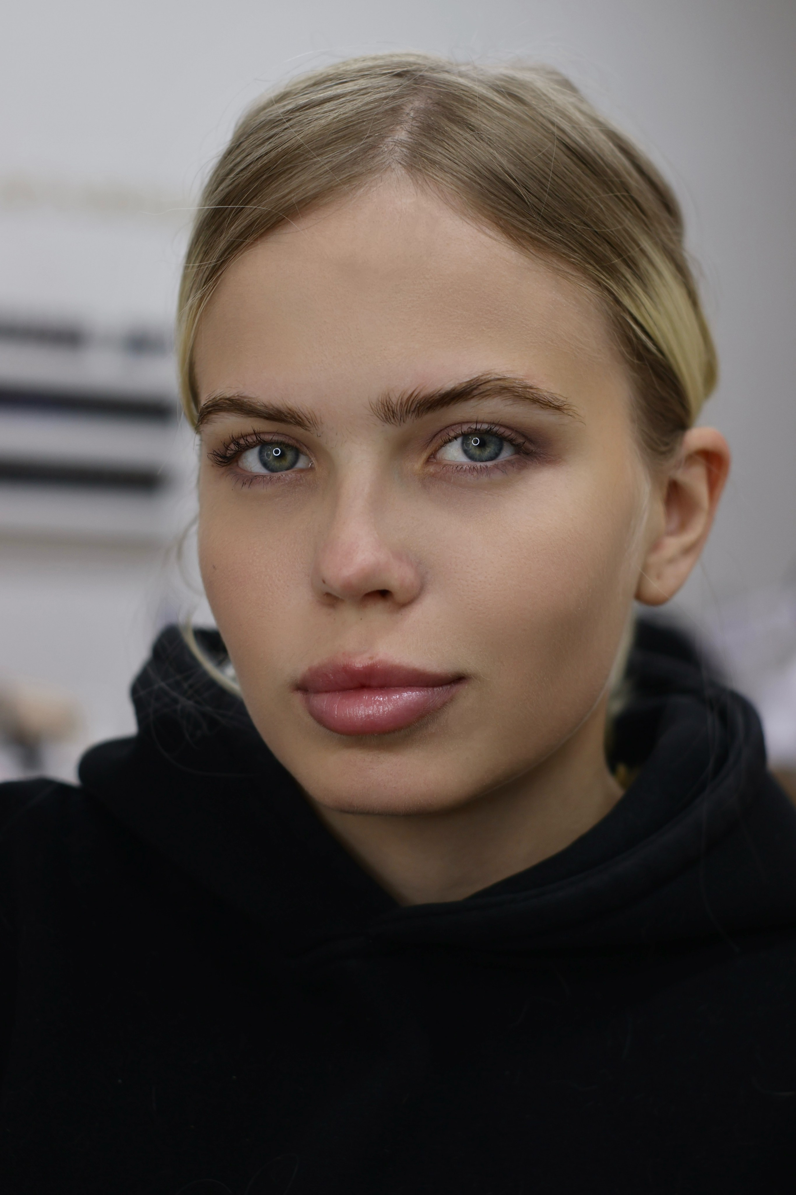 NOGTEPEEL. Glow Models