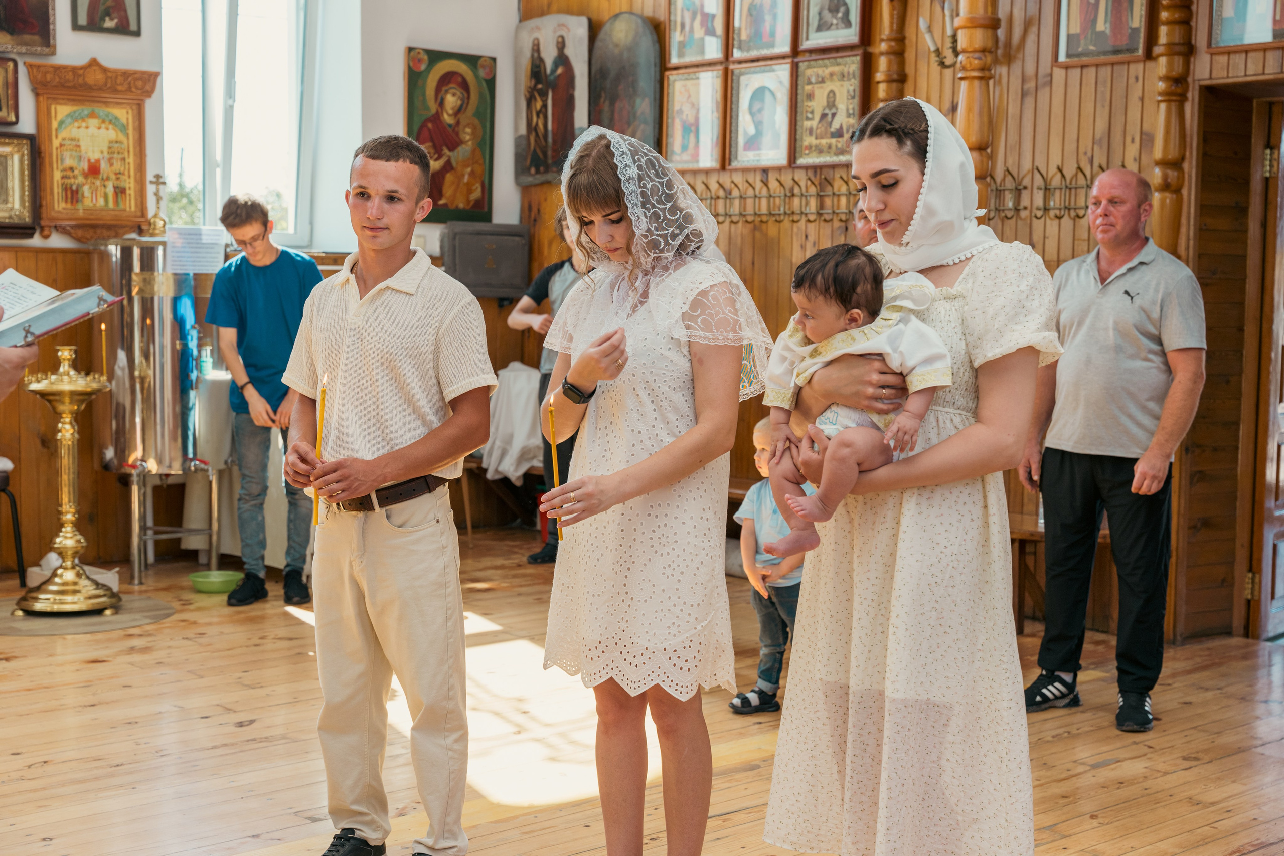 Крещение малыша Владимира: начало духовного пути. Фотограф |Ленинск, Волжский, Волгоград| Наталья Савилова