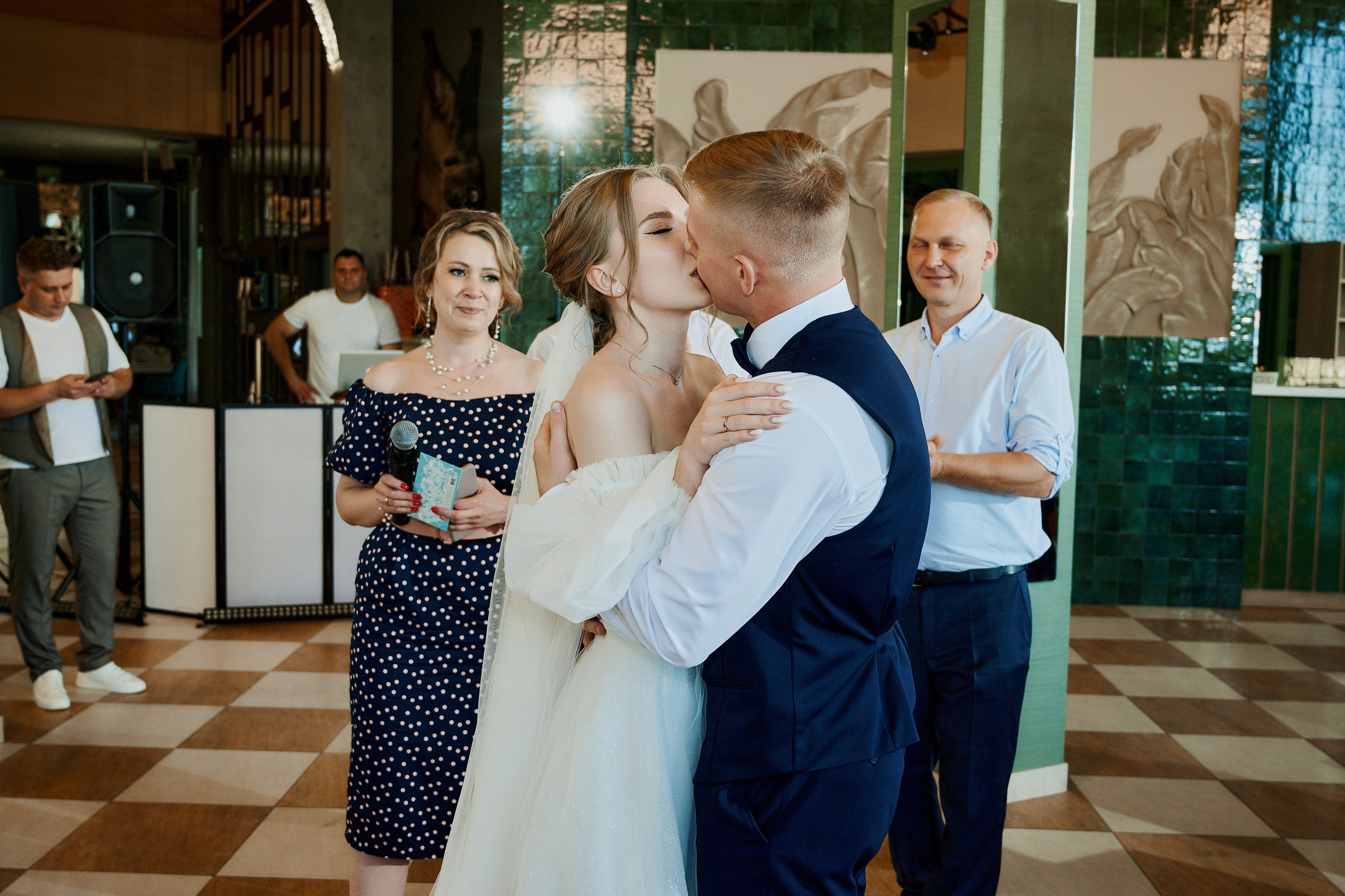 Олег и Лиза. Фото-видеосъемка свадеб Venson Films